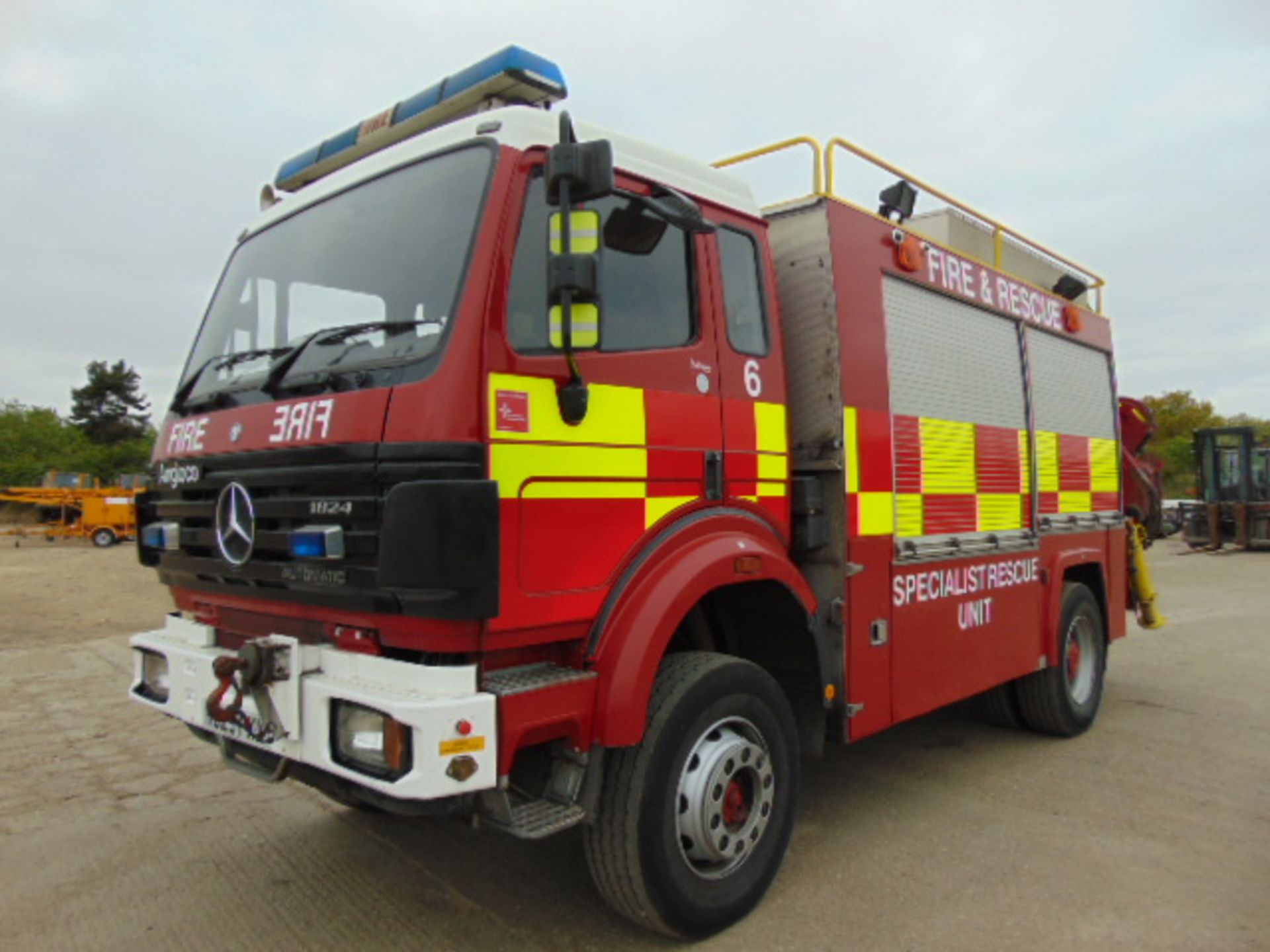 Mercedes 4x4 1824/Angloco Special Rescue Vehicle - Image 4 of 51