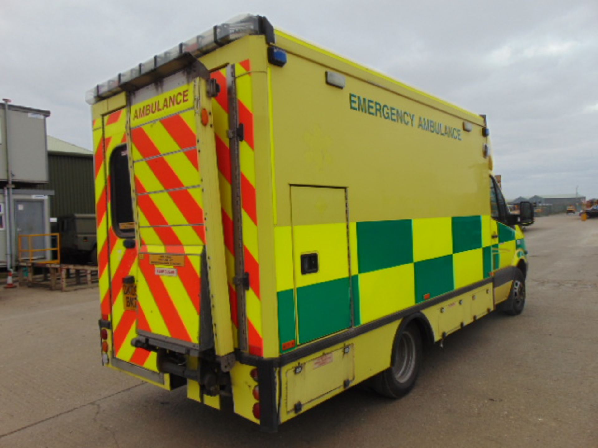 Mercedes Sprinter 515 CDI Turbo diesel ambulance - Image 6 of 20