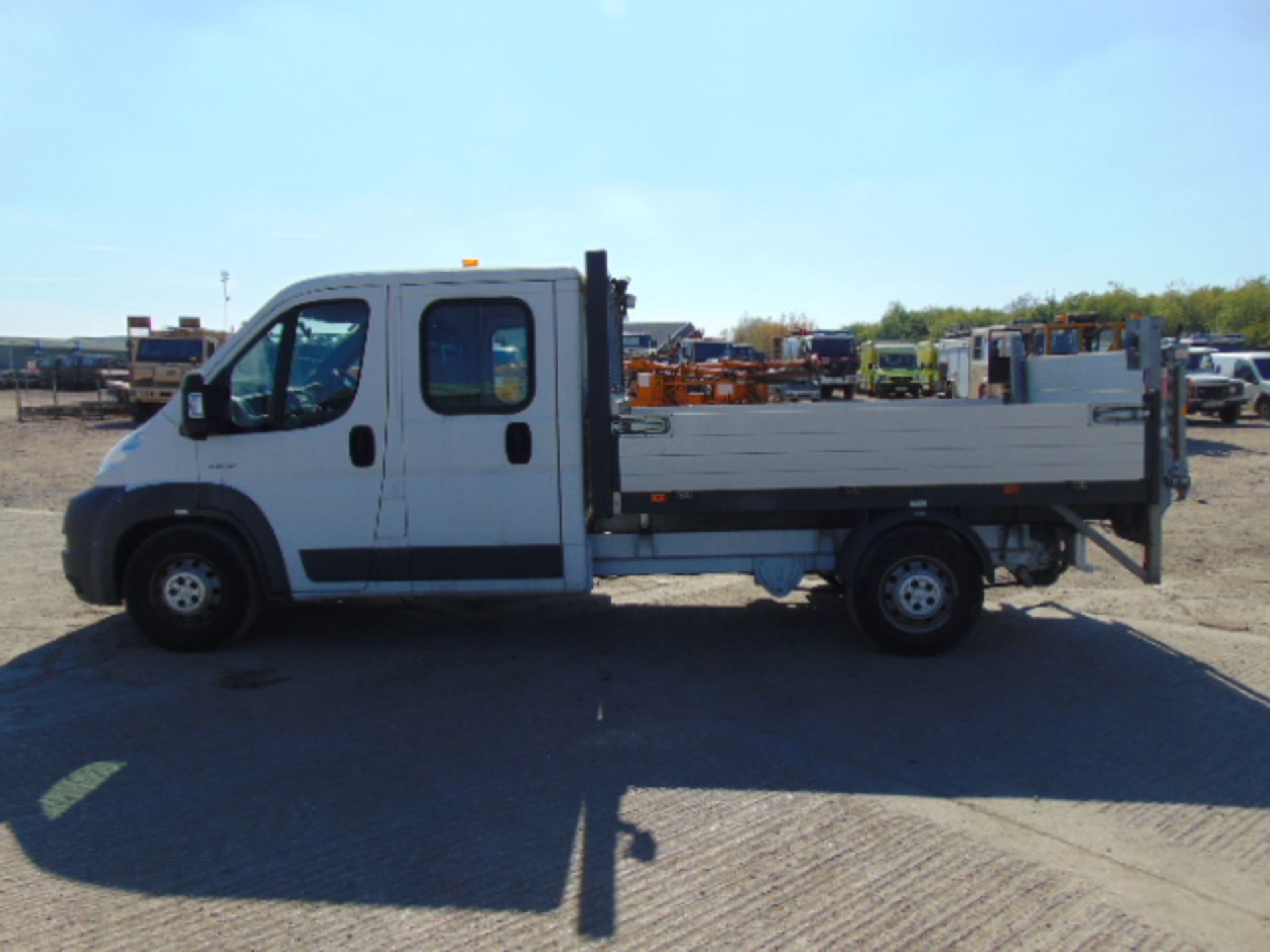 Citroen Relay 7 Seater Double Cab Dropside Pickup - Image 4 of 18