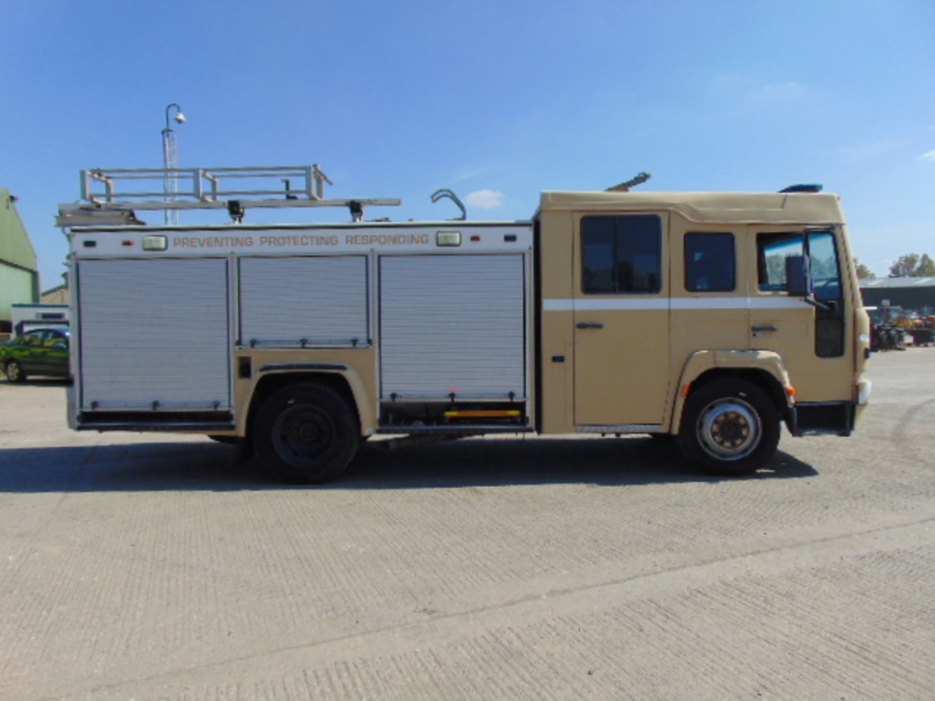 Volvo FL6H 4x2 Fire Engine - Image 5 of 28