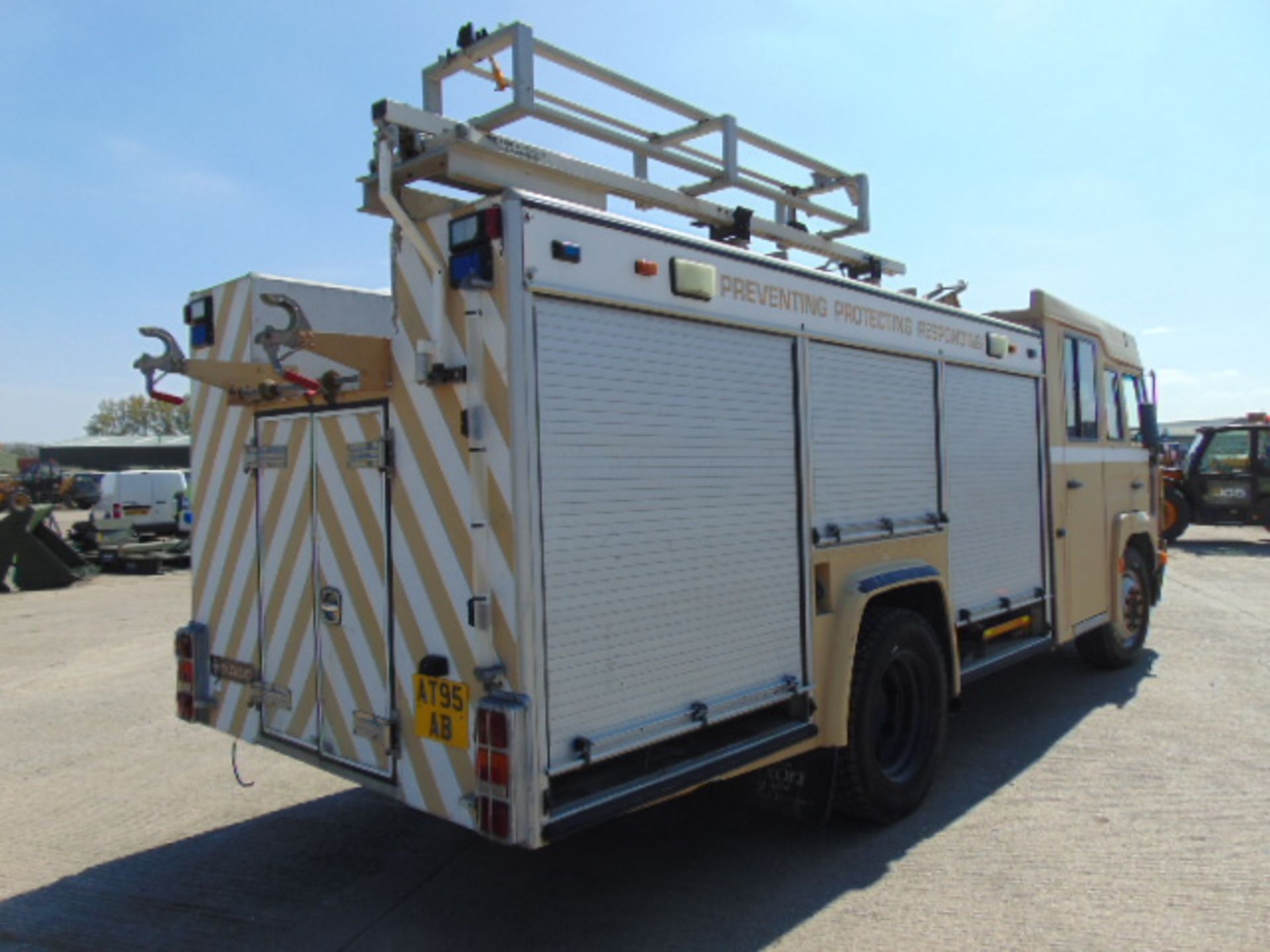 Volvo FL6H 4x2 Fire Engine - Image 6 of 28