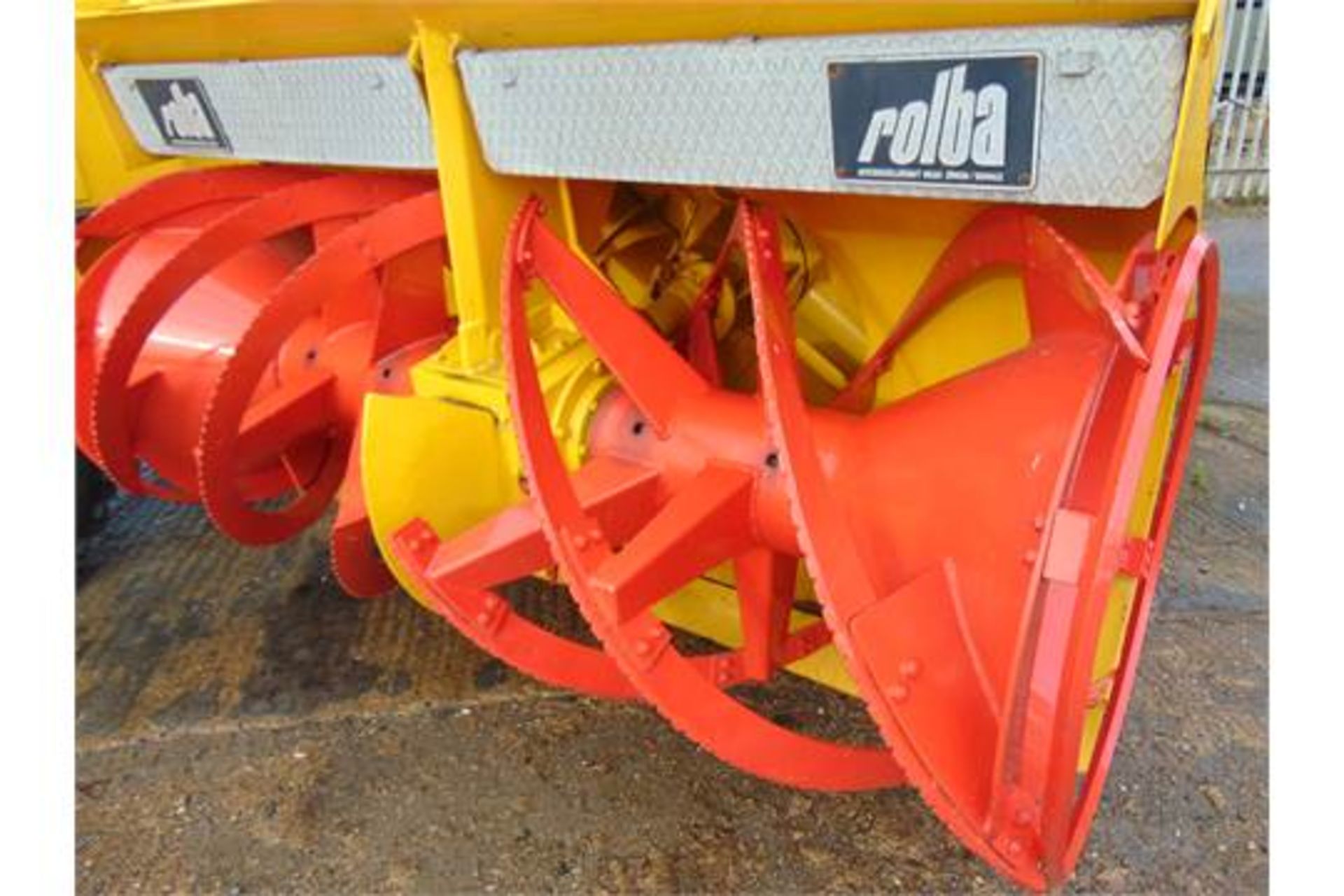 Rolba R 400 F Deutz Diesel Snowblower - Image 10 of 16