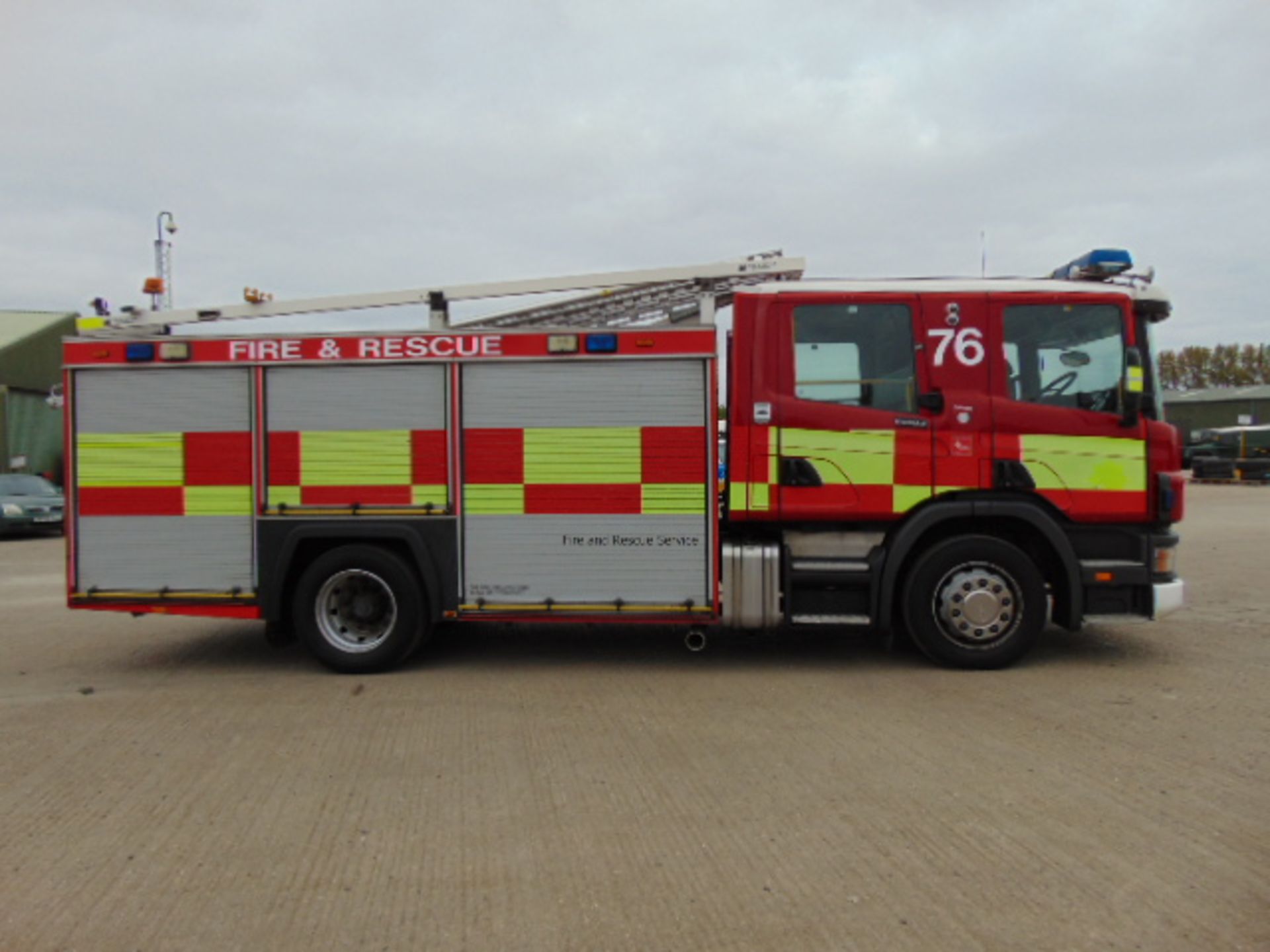 Scania 94D 260 / Emergency One Fire Engine - Image 5 of 33