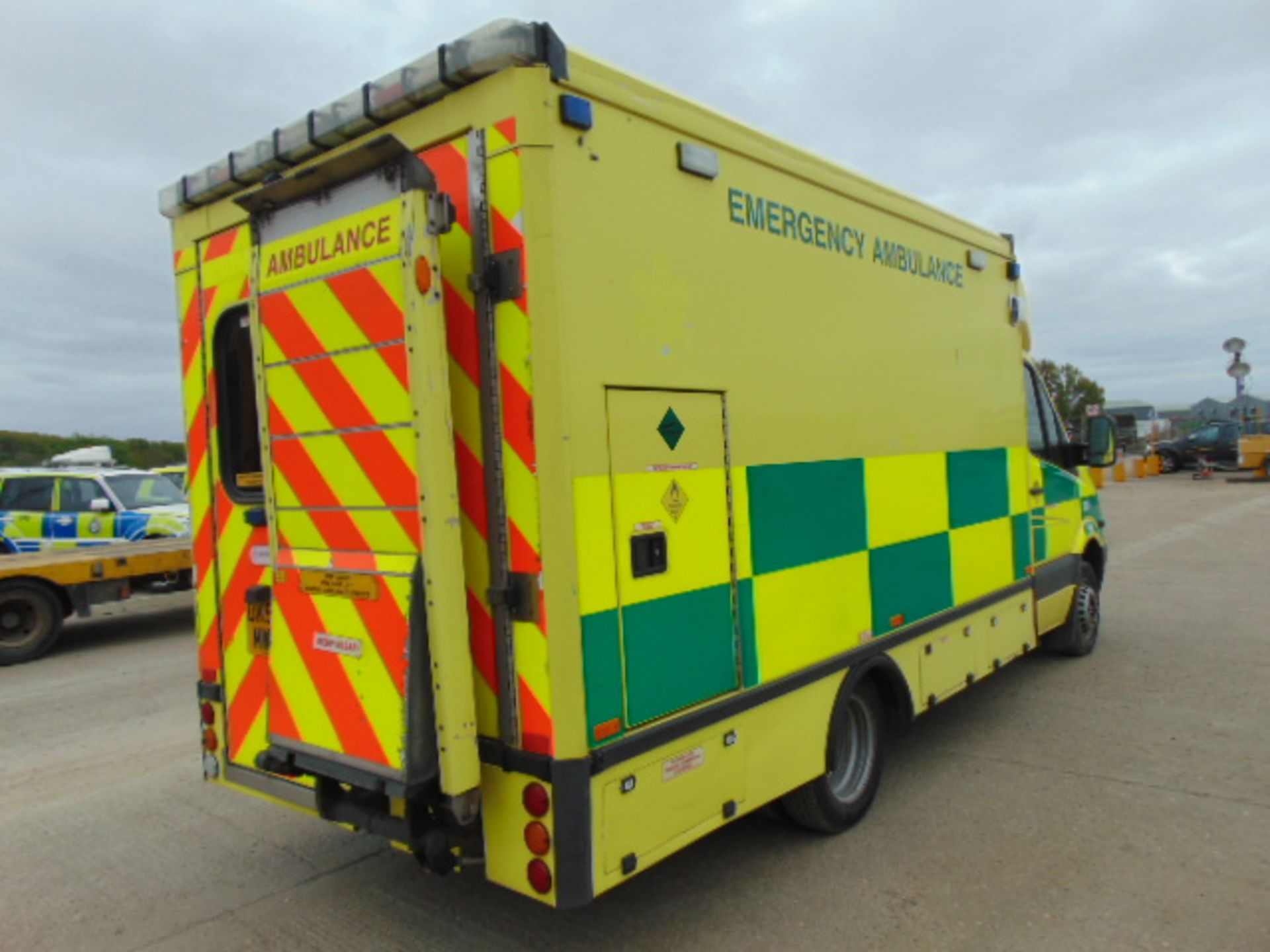 Mercedes Sprinter 515 CDI Turbo diesel ambulance - Image 6 of 22