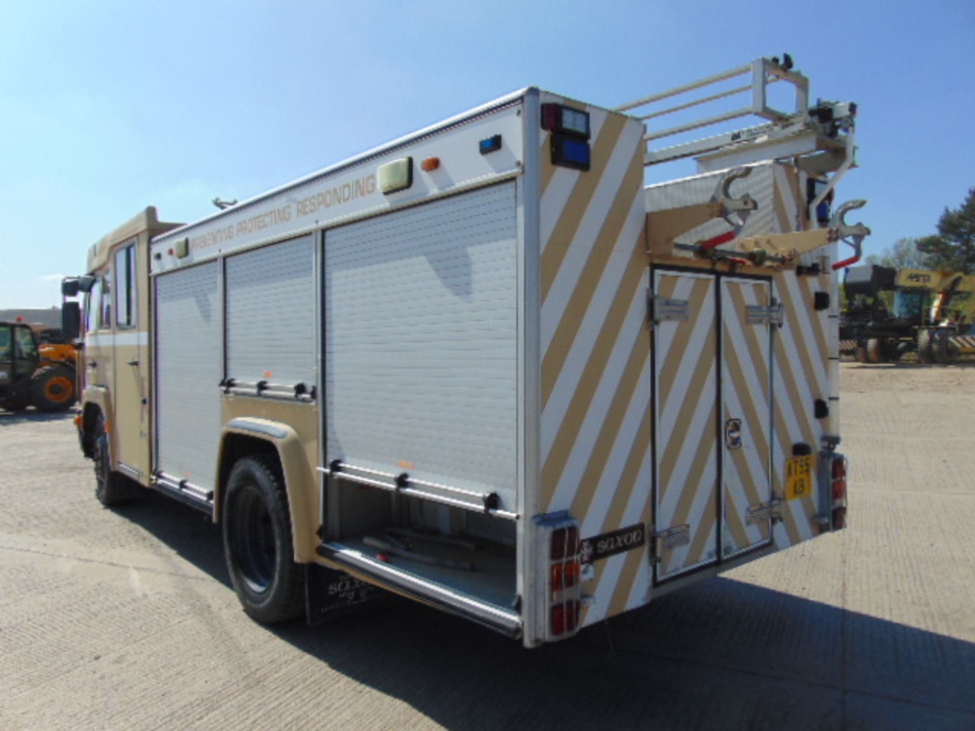 Volvo FL6H 4x2 Fire Engine - Image 8 of 28