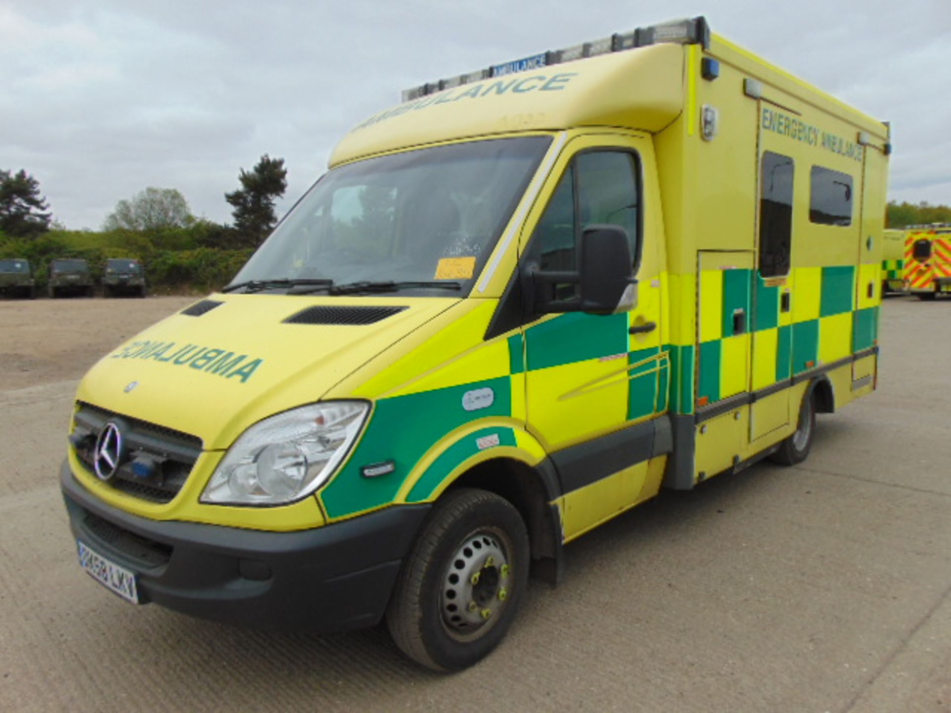 Mercedes Sprinter 515 CDI Turbo diesel ambulance - Image 3 of 18