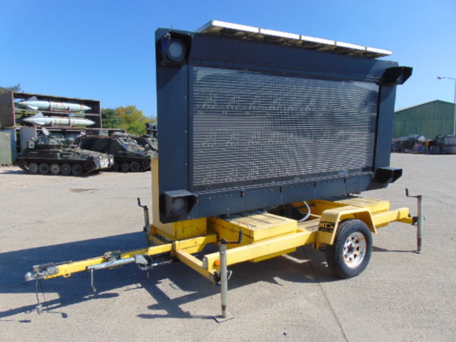 Trailer Mounted Solar Message Board - Image 3 of 12