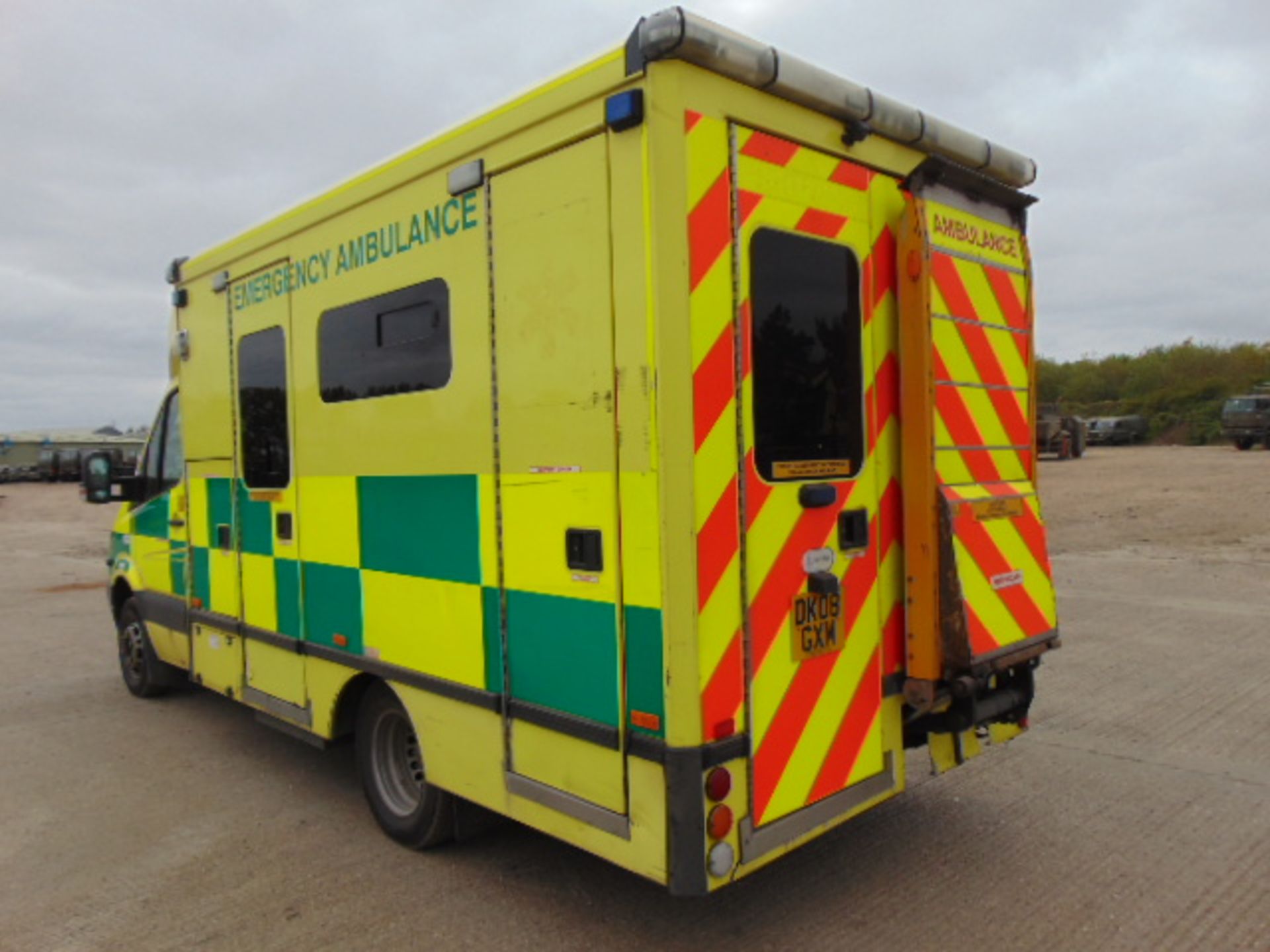 Mercedes Sprinter 515 CDI Turbo diesel ambulance - Image 8 of 21