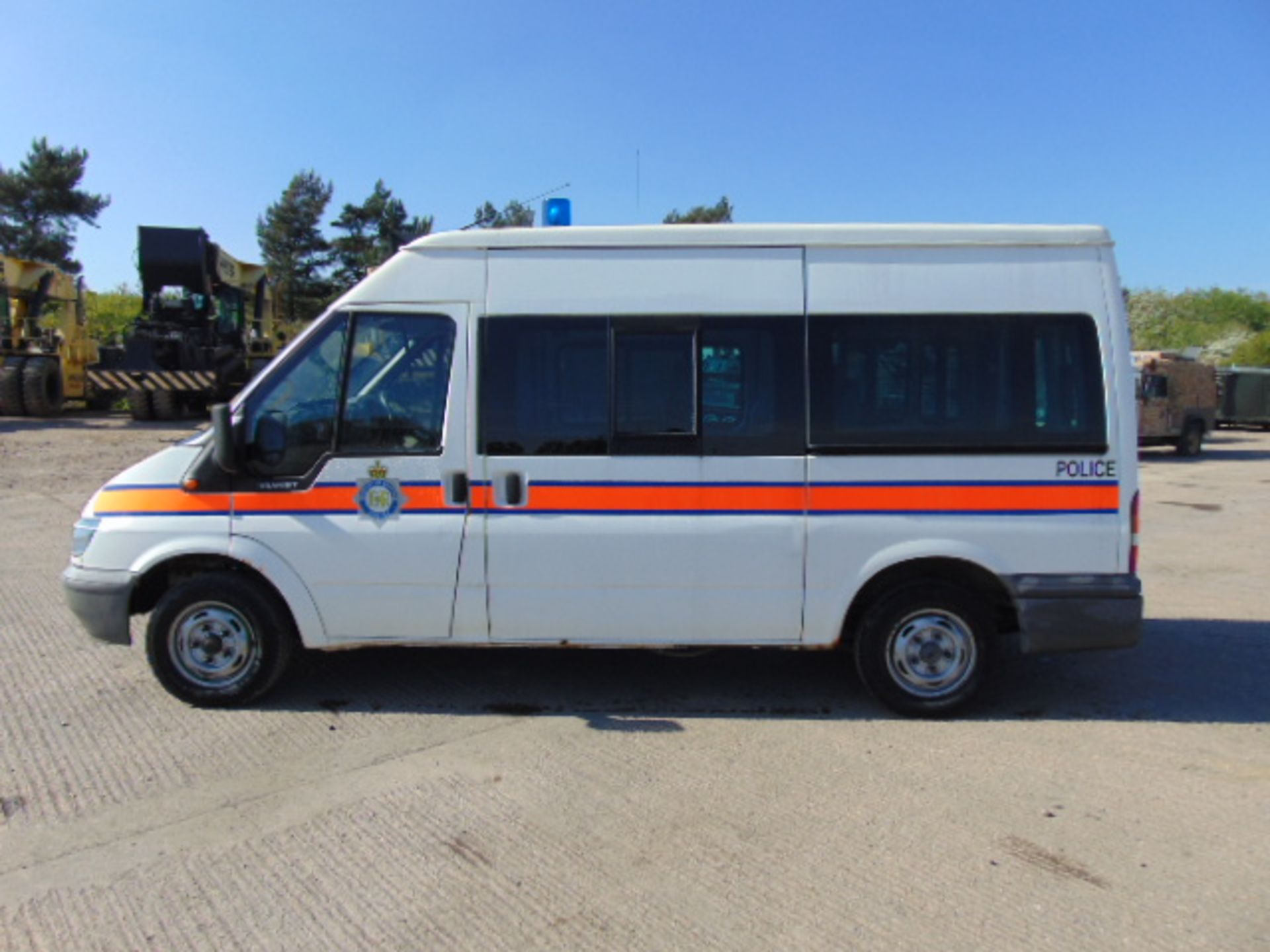 Ford Transit Minibus - Image 4 of 19