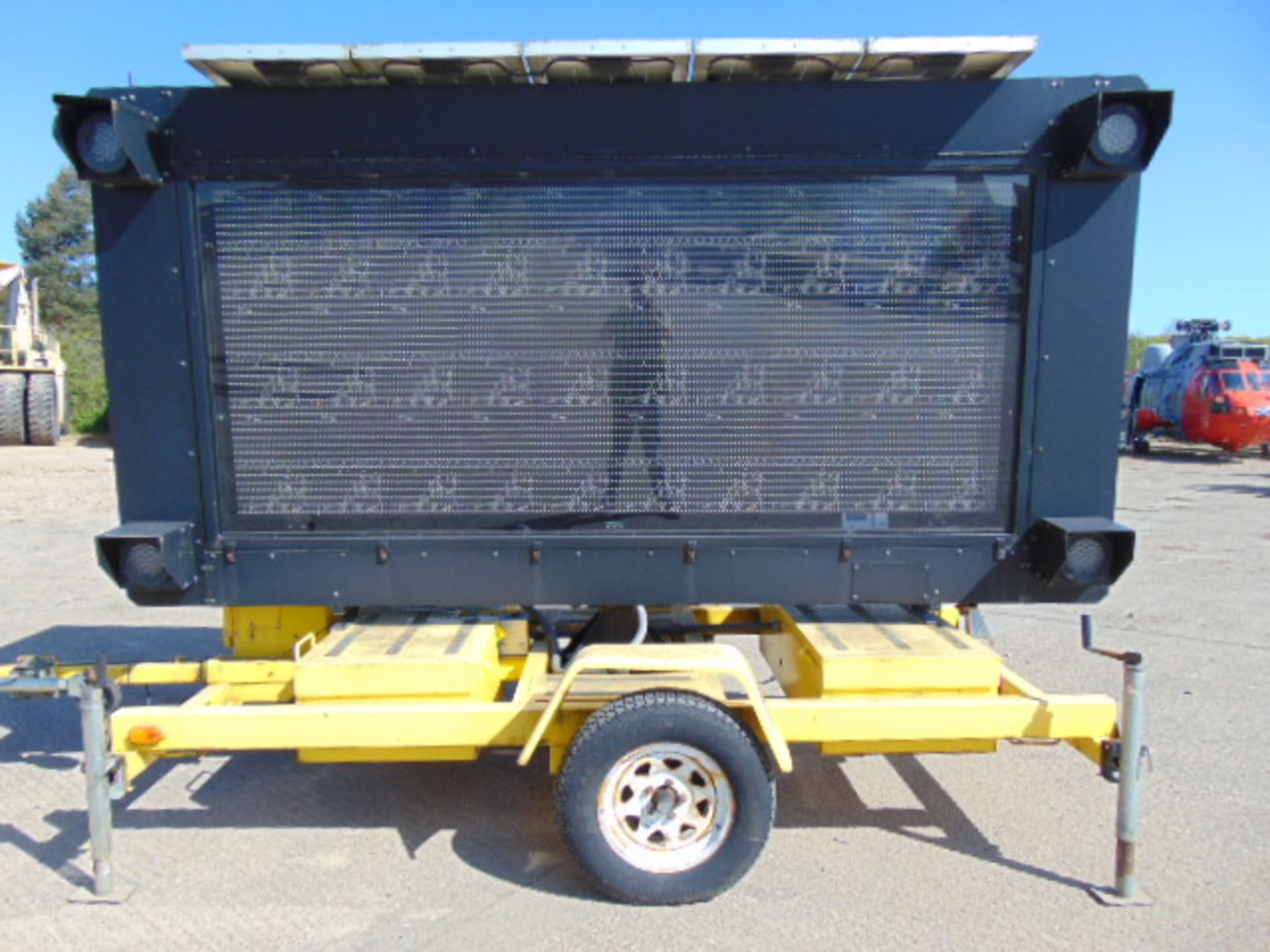 Trailer Mounted Solar Message Board - Image 2 of 12