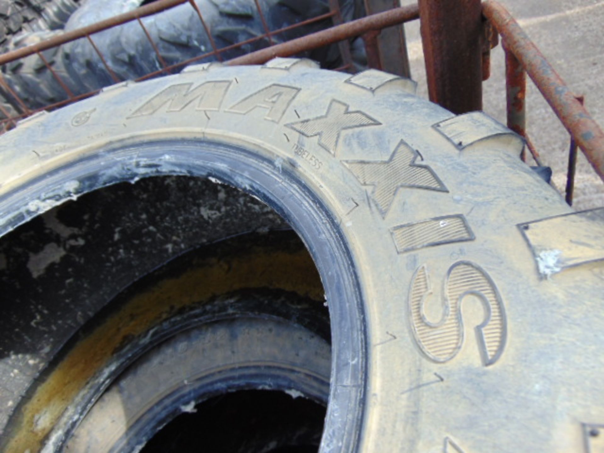 12 x Mixed Maxxis ATV Tyres - Image 4 of 5
