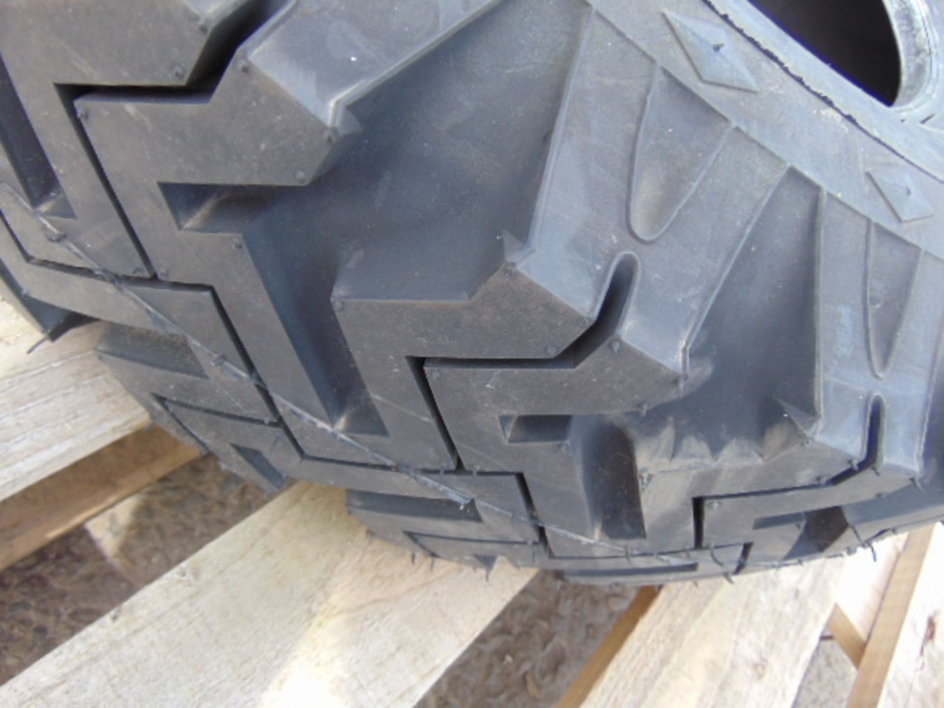 1 x Goodyear 7.50-16 Xtra Grip Tyre - Image 3 of 5