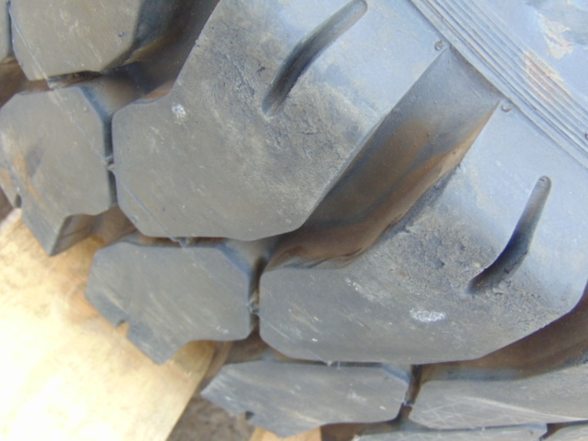 1 x Solideal Industrial Mining 23X9-10 Tyre - Image 3 of 6