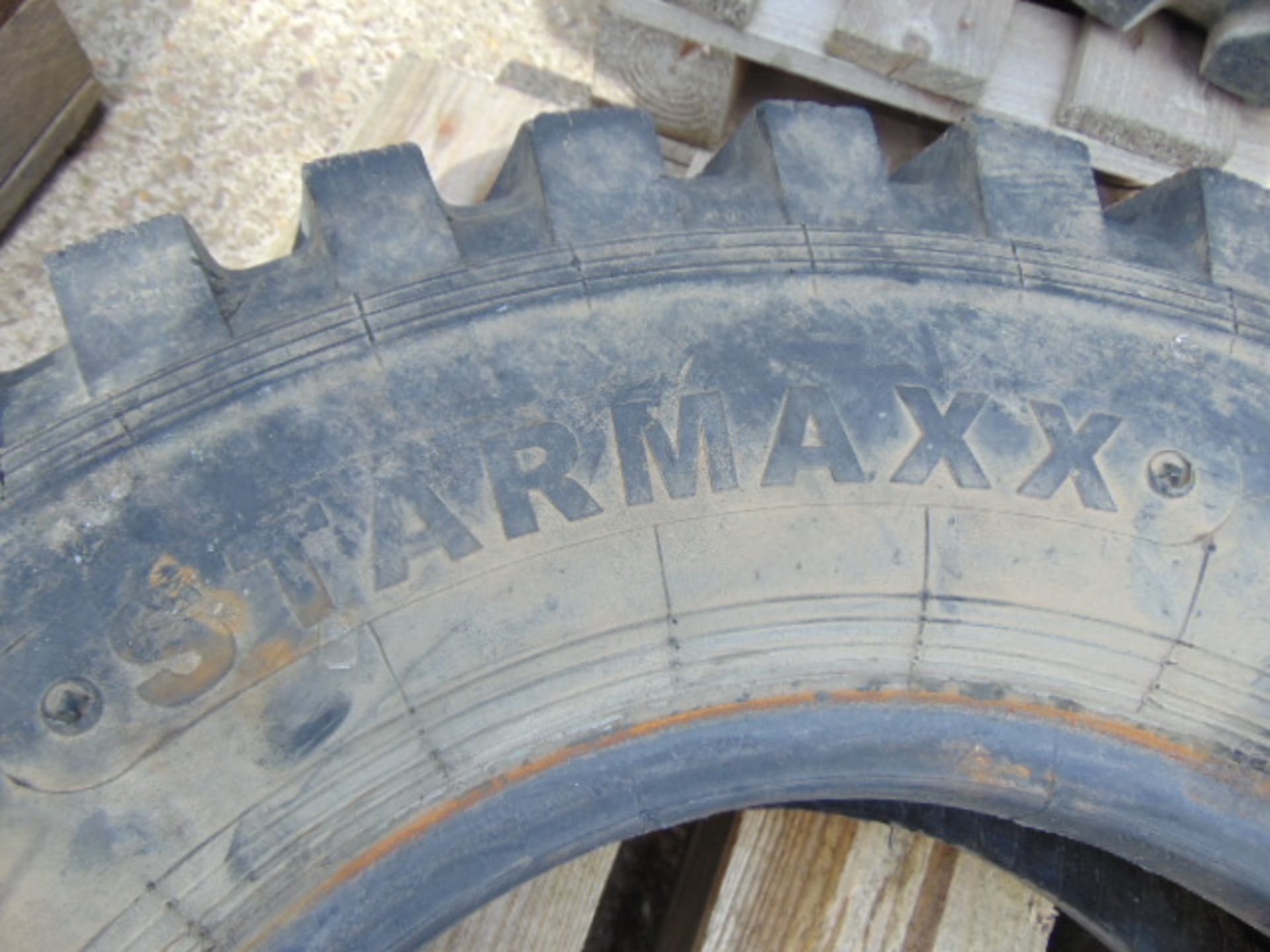 1 x Starmaxx RM-50 9.00-16 Tyre - Image 3 of 5