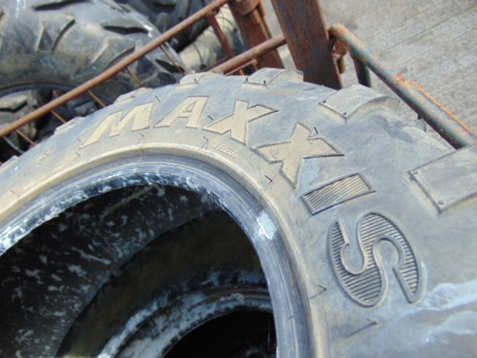 9 x Maxxis 25x10-12 ATV Tyres - Image 4 of 5