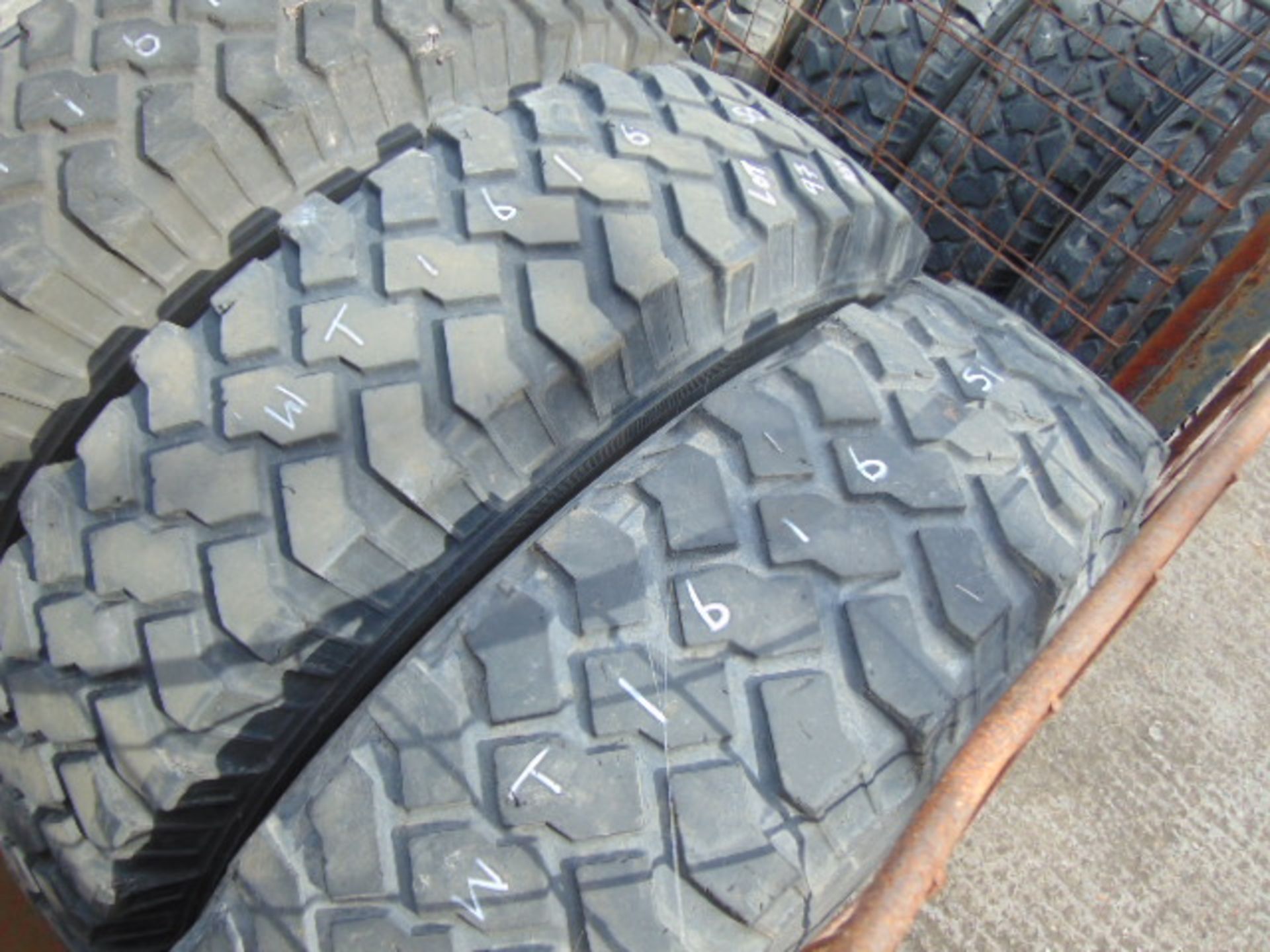 6 x Michelin 8.25 R16 Tyres - Image 4 of 6