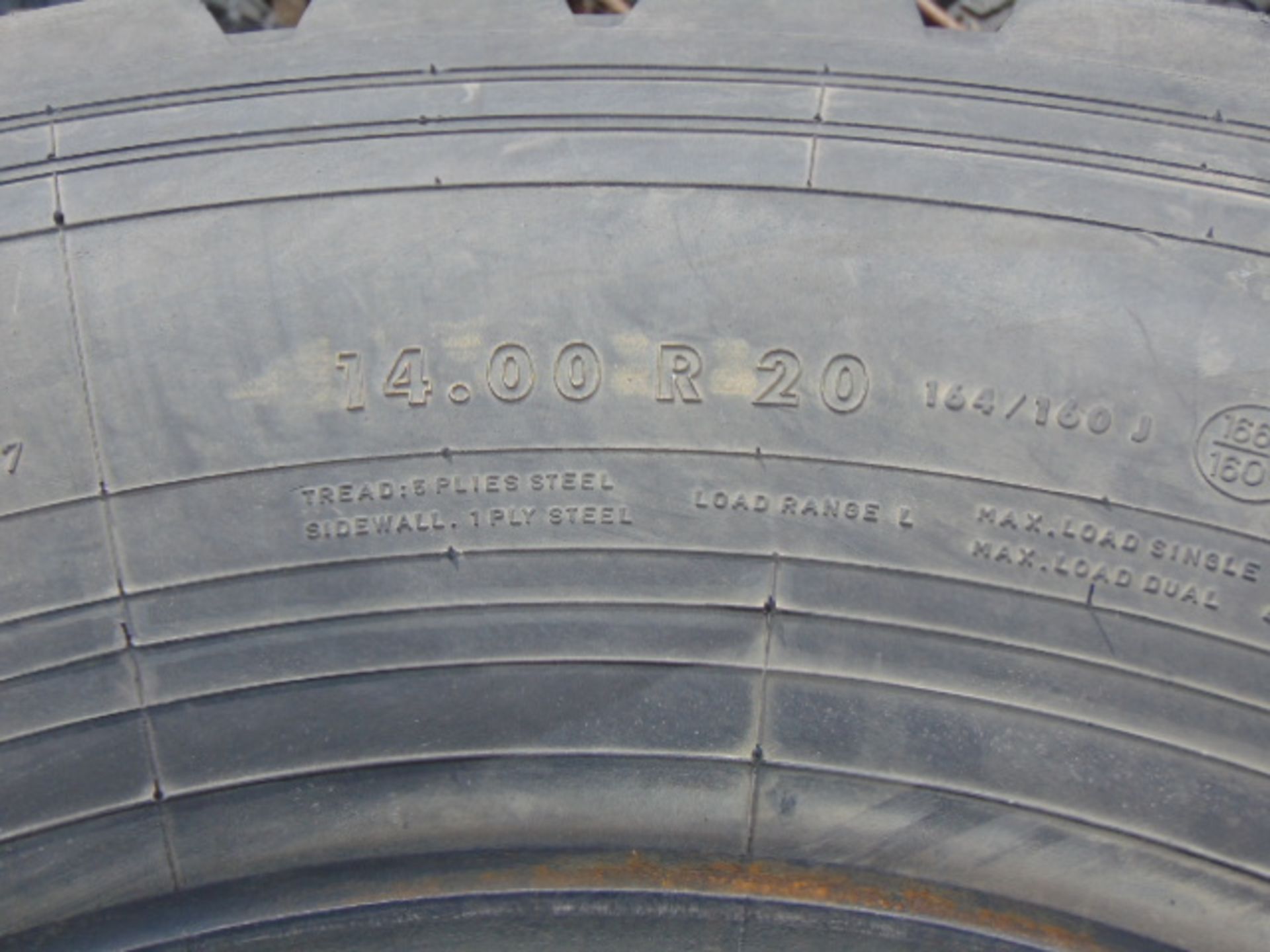 5 x Continental 14.00 R20 Tyres - Image 5 of 5