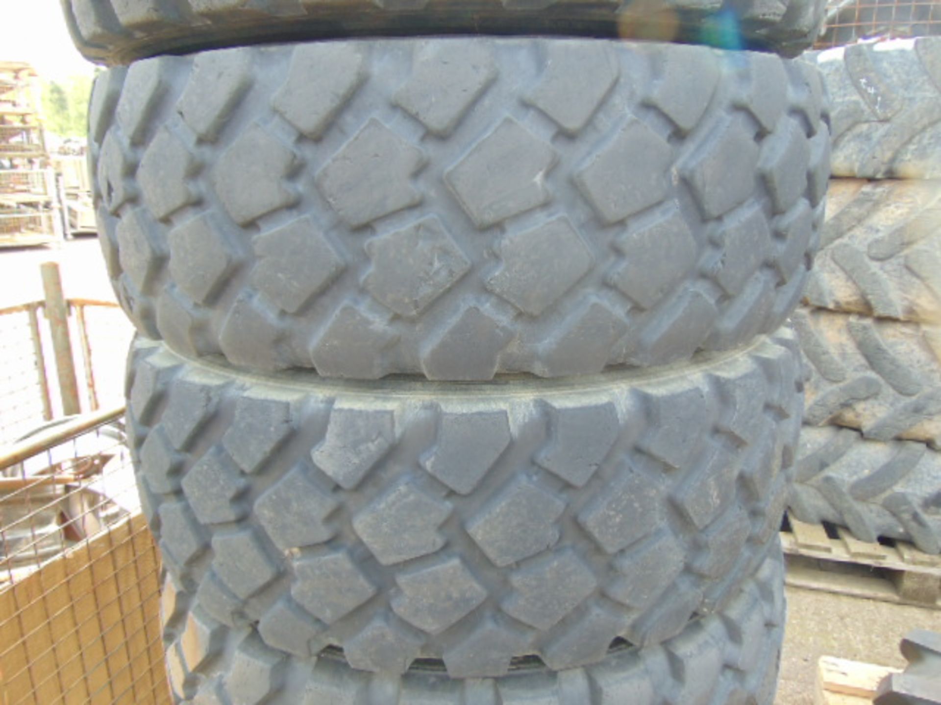 5 x Michelin 335/80 R20 XZL Tyres with 10 Stud Rims - Image 2 of 6