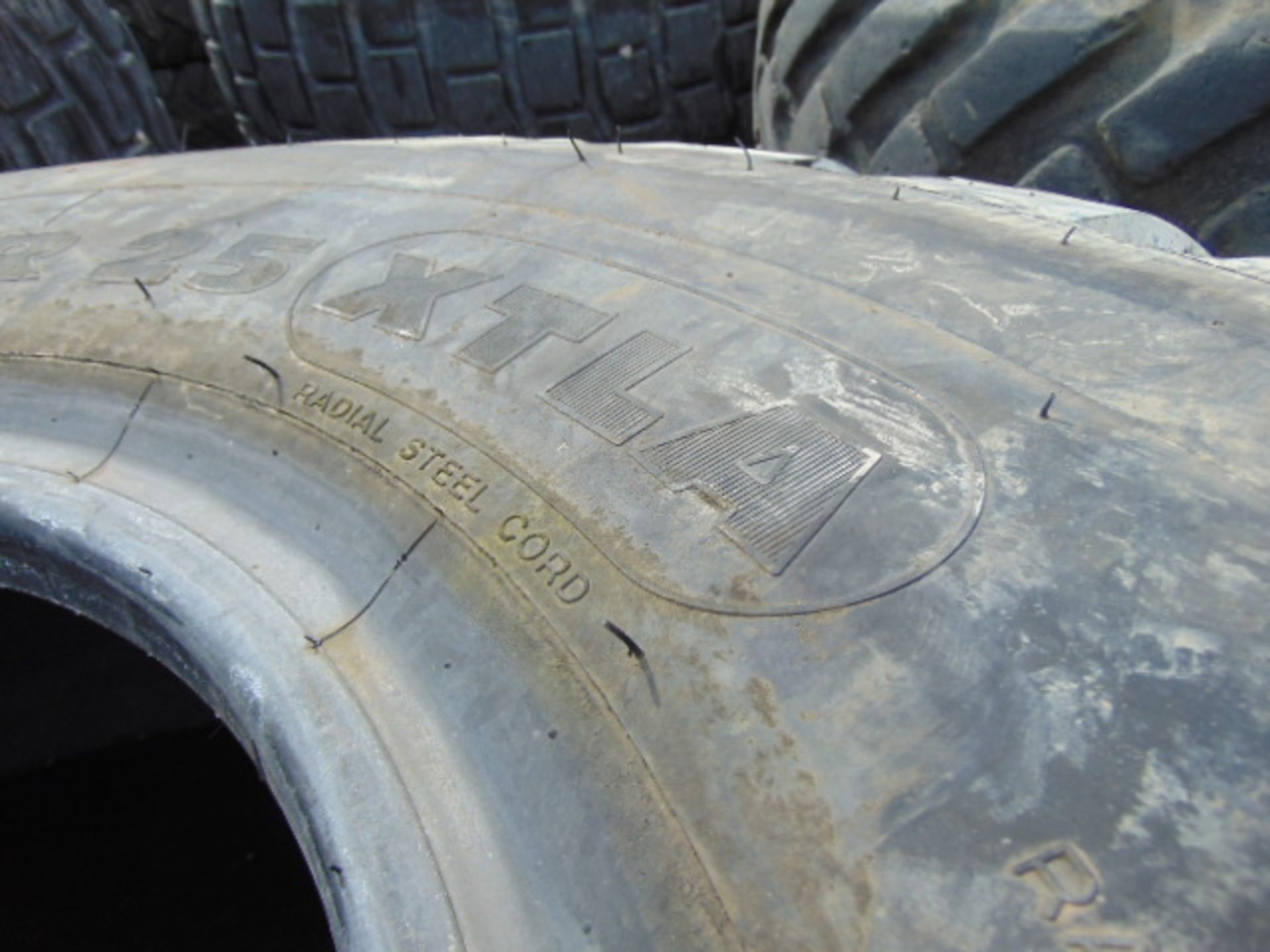 2 x Michelin 20.5 R25 XTLA Tyres - Image 6 of 6