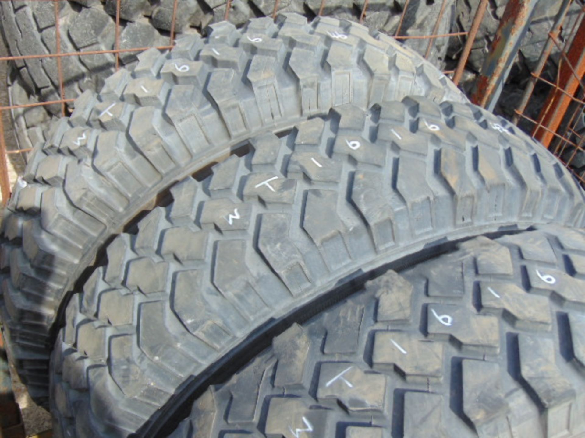 6 x Michelin 8.25 R16 Tyres - Image 2 of 6