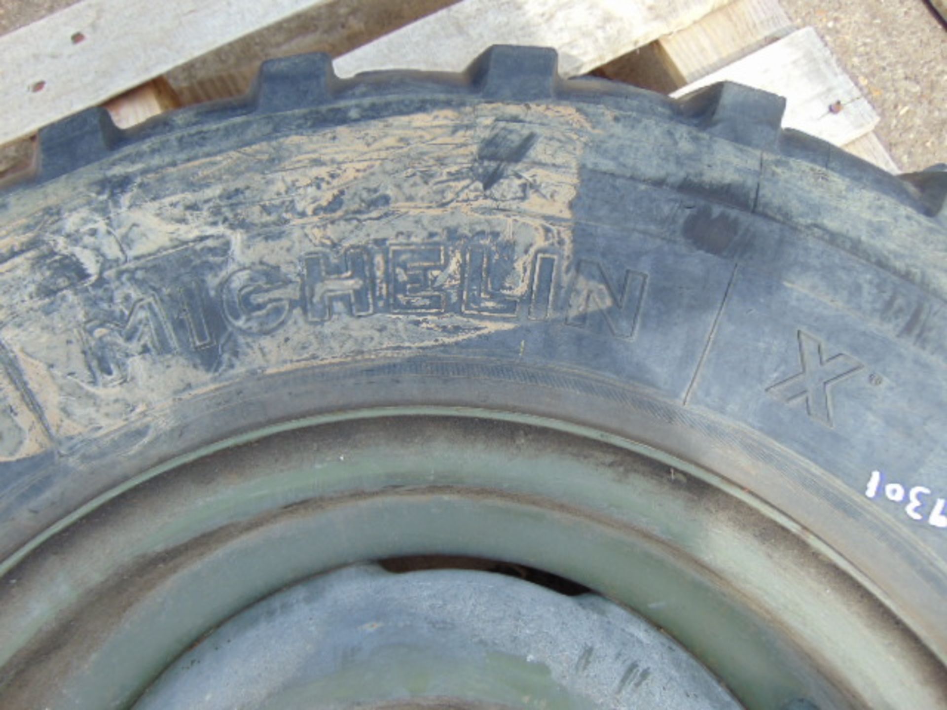 1 x Michelin 7.50 R16 XCL Tyre on a 5 stud Rim - Image 5 of 6