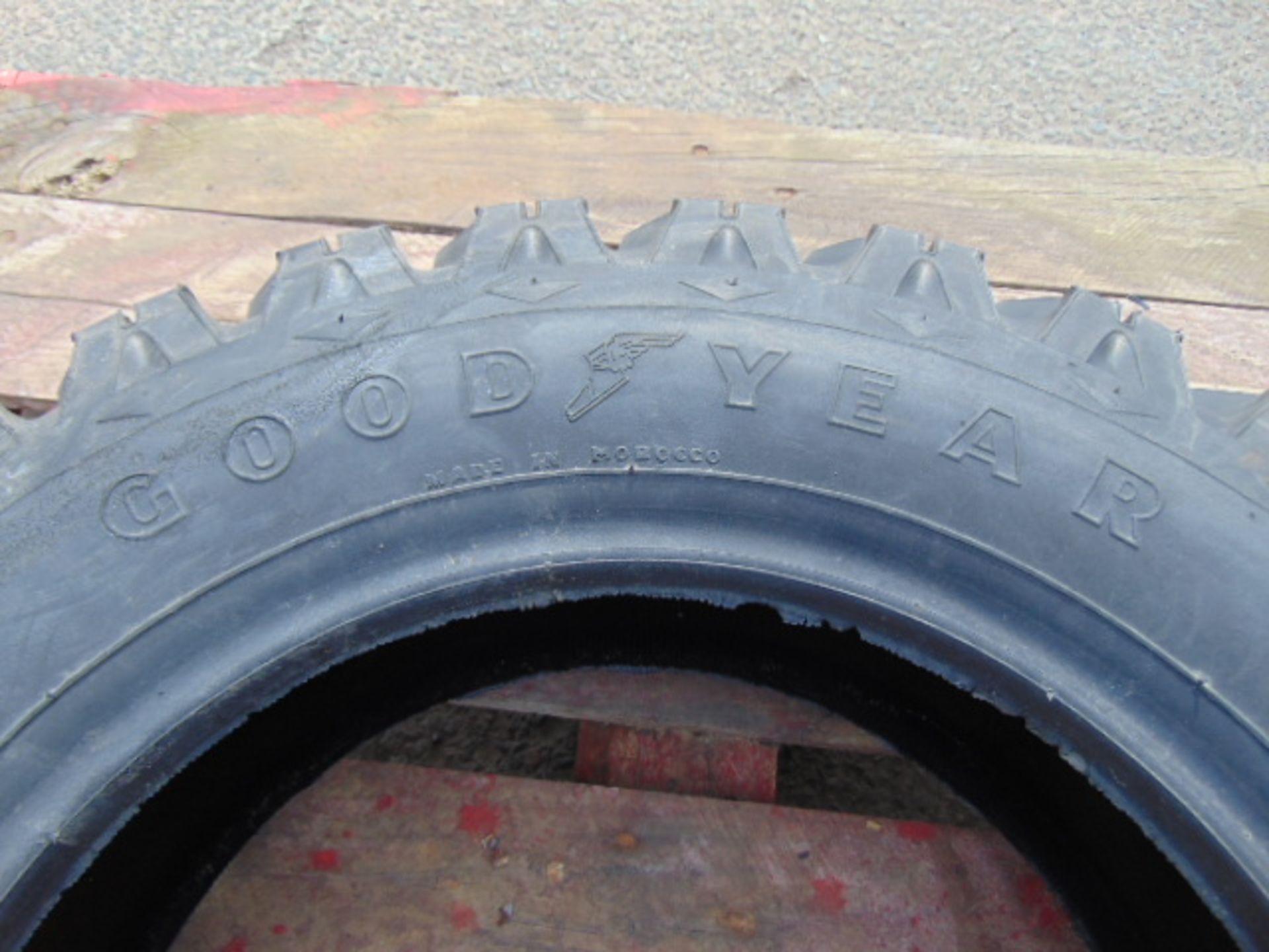 1 x Goodyear 6.50-16 Xtra Grip Tyre - Image 4 of 5