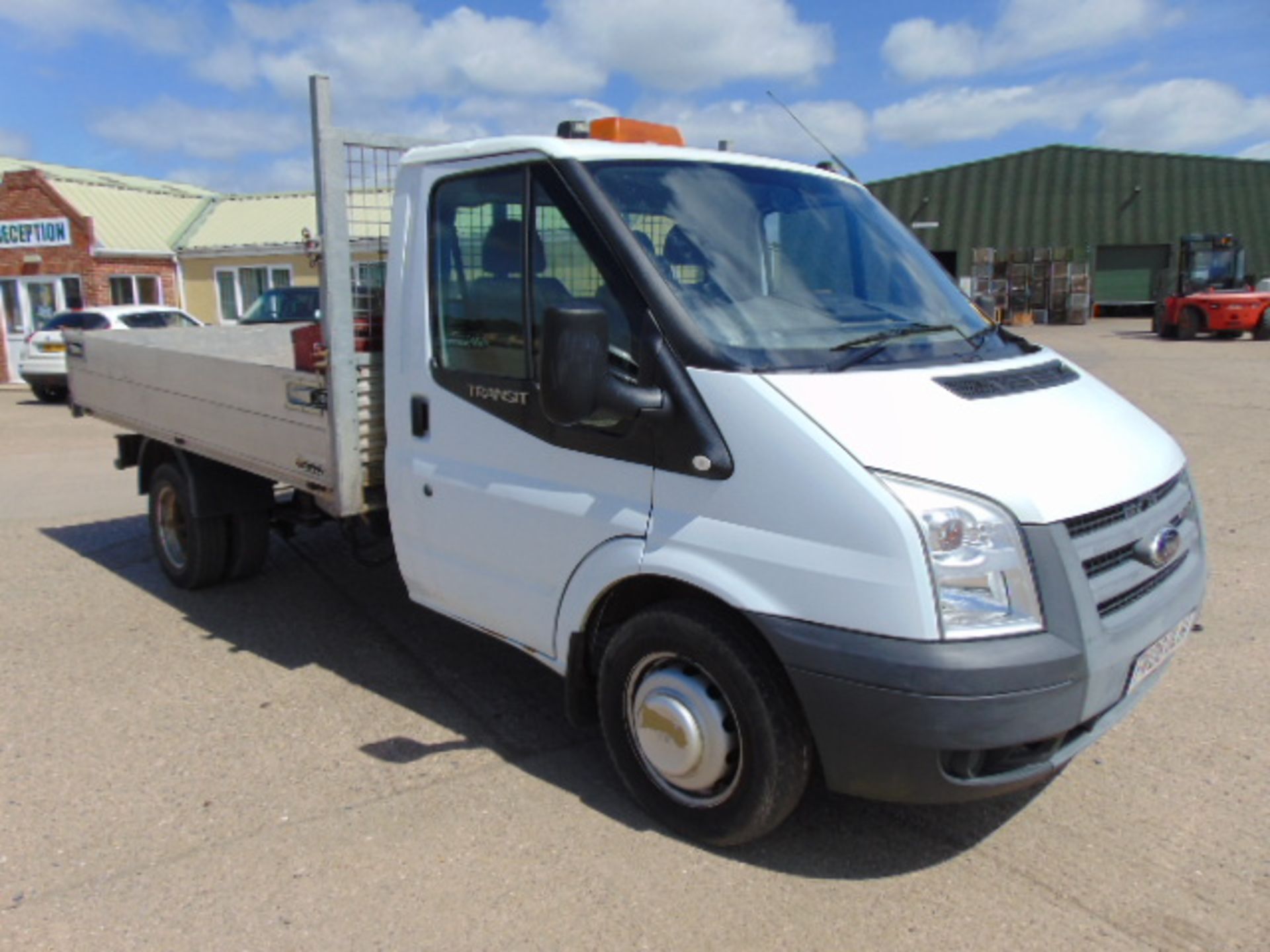 2008 Ford Transit 115 T350 Flat Bed Tipper 31,936 miles! - Image 2 of 15