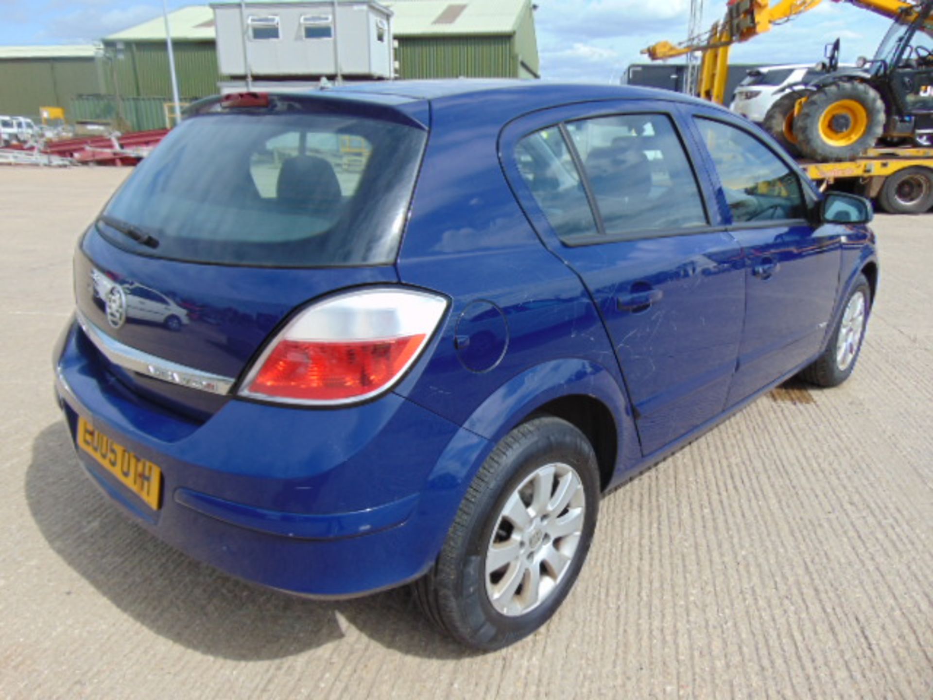 2005 Vauxhall Astra Club 1.7 CDTI Hatchback - Image 6 of 19