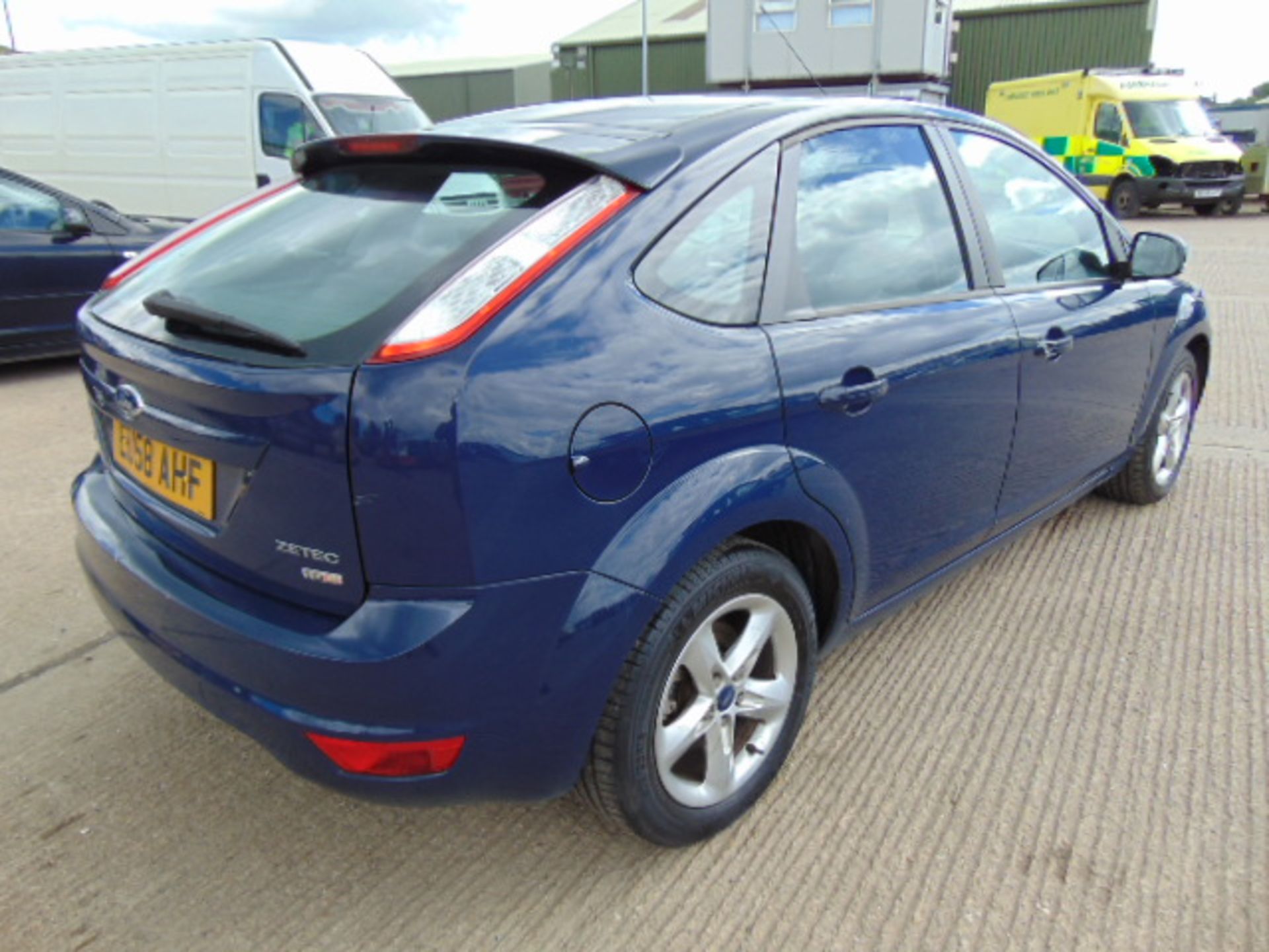 2008 Ford Focus 1.8 TDCI Zetec Hatchback - Image 6 of 17