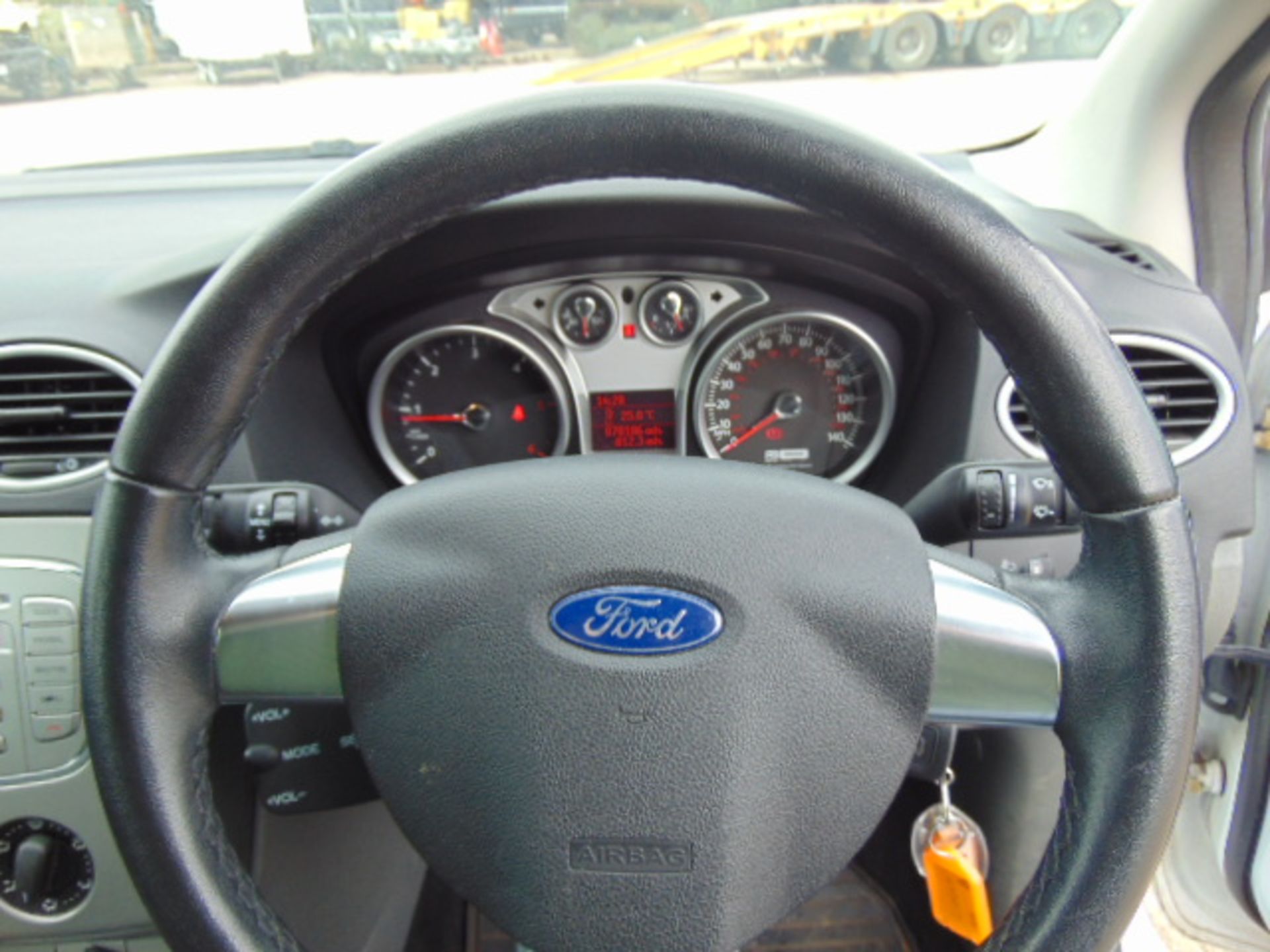 2009 Ford Focus 1.8 TDCI Zetec Estate - Image 12 of 18