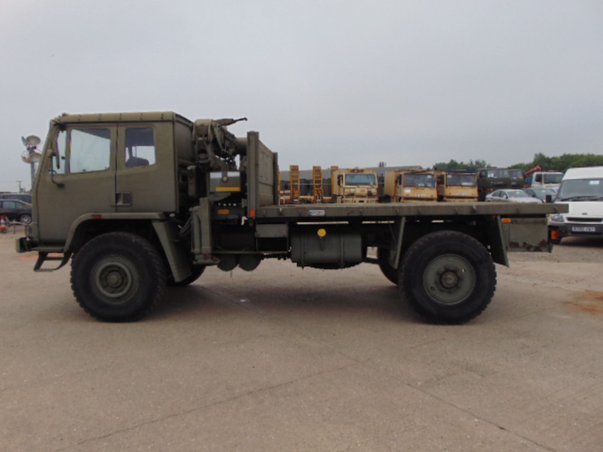 Leyland DAF 4X4 Truck complete with Atlas Crane - Image 4 of 19