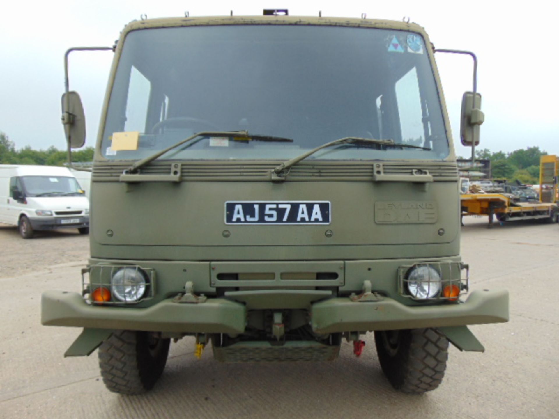 Leyland DAF 4X4 Truck complete with Atlas Crane - Image 2 of 19