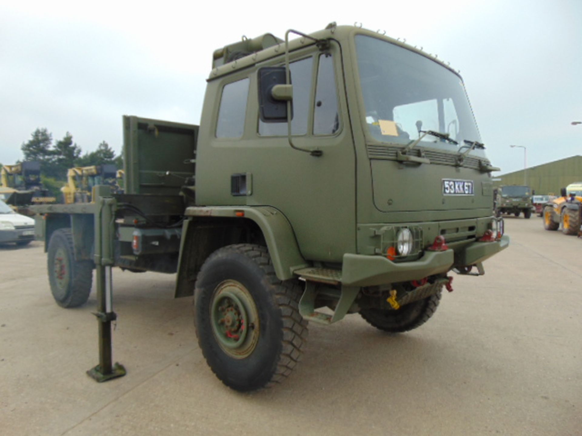 Leyland DAF 4X4 Truck complete with Atlas Crane - Image 4 of 16