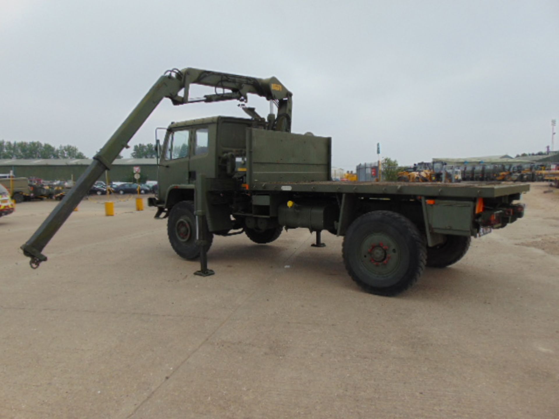 Leyland DAF 4X4 Truck complete with Atlas Crane - Image 5 of 16