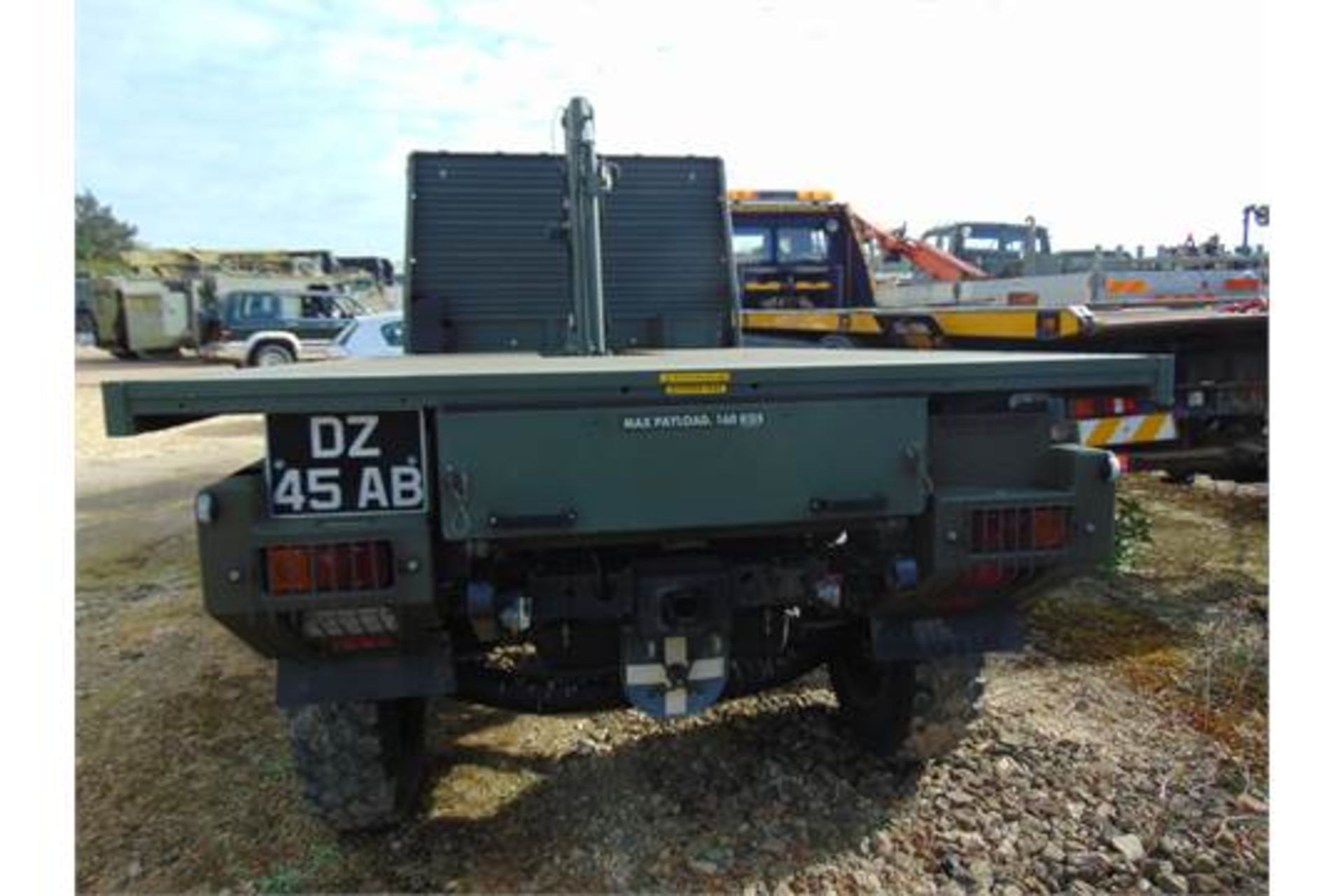 Left Hand Drive Mowag Bucher Duro II 6x6 Crane Truck - Image 6 of 18