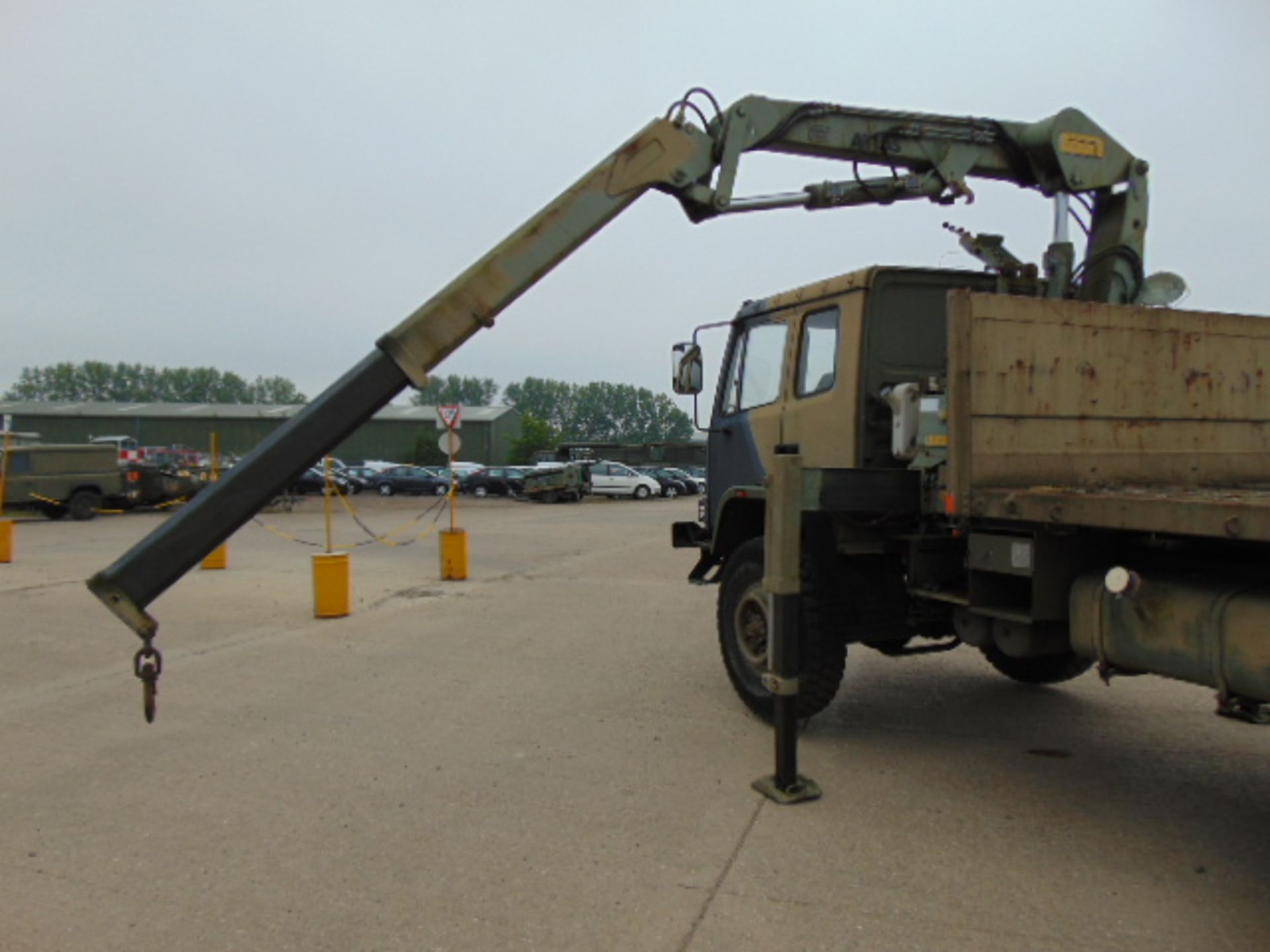 Leyland DAF 4X4 Truck complete with Atlas Crane - Image 7 of 16