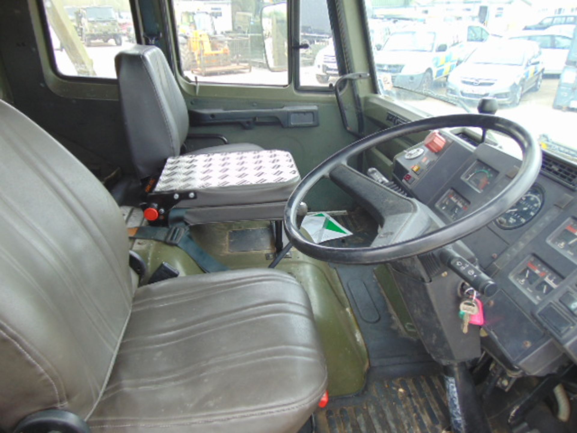 Leyland DAF 4X4 Truck complete with Atlas Crane - Image 16 of 16