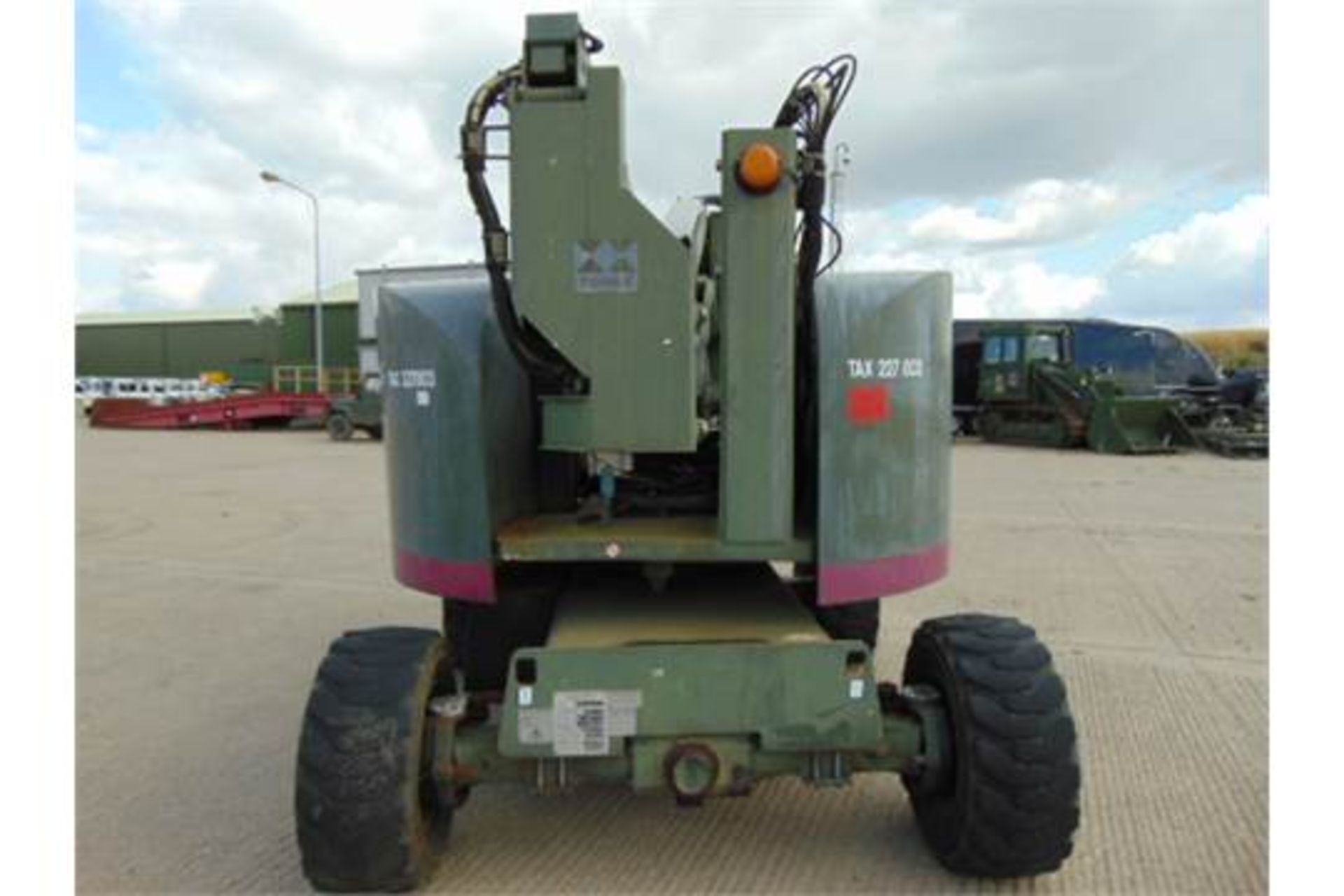 Terex TA50 RT rough terrain 4x4 boom lift - Image 3 of 13