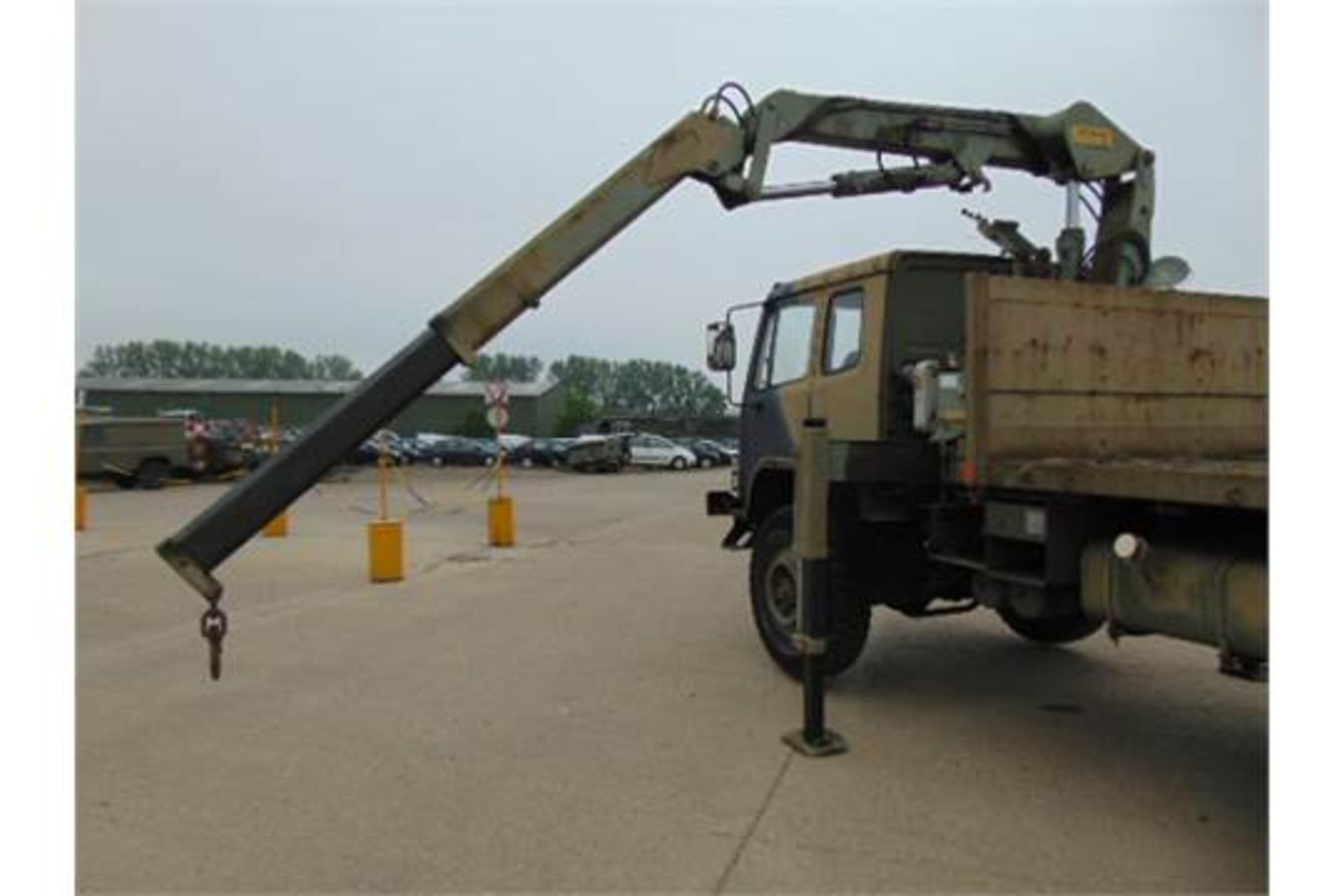 Leyland DAF 4X4 Truck complete with Atlas Crane - Image 7 of 16