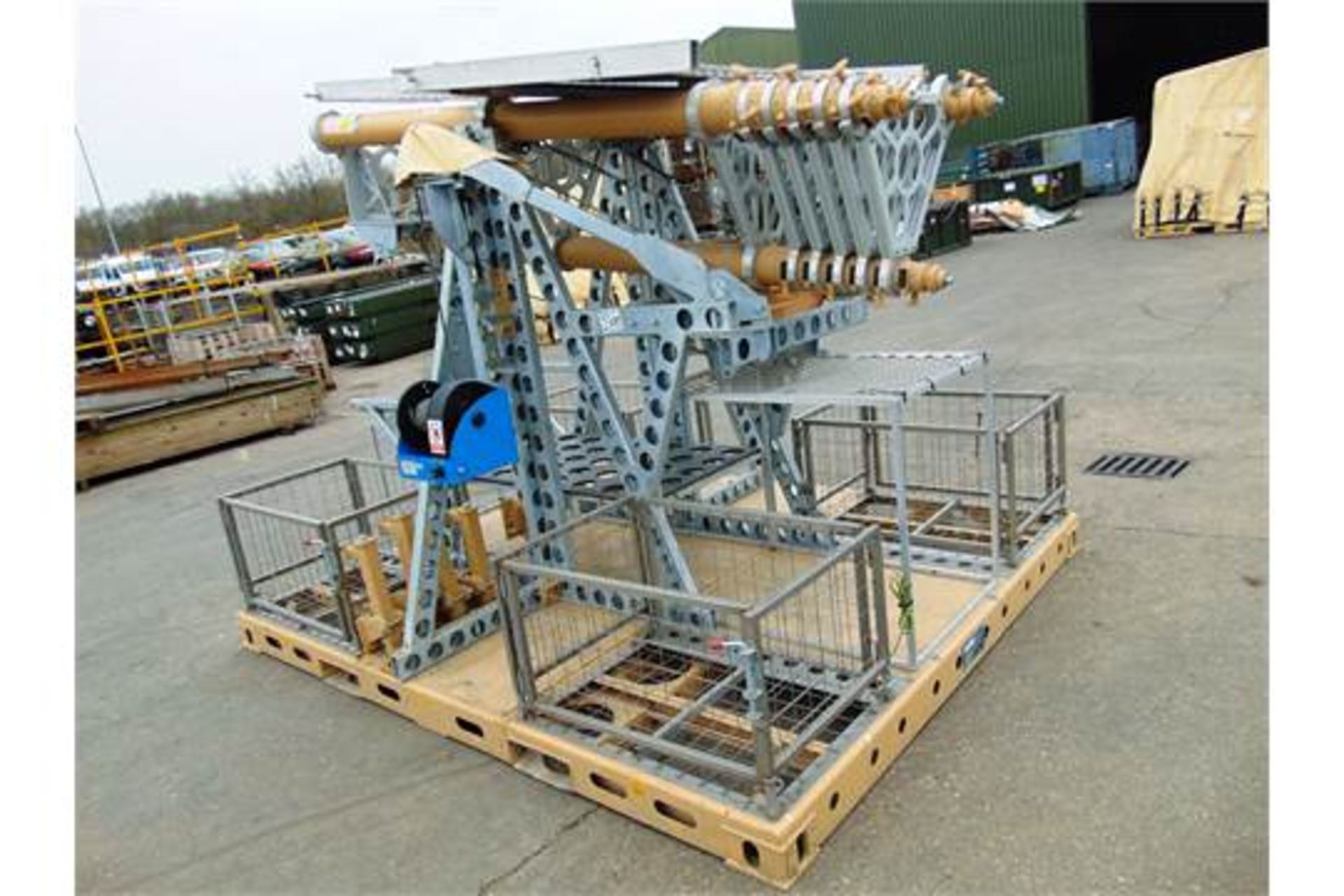 Demountable Communications Triple Mast Assy - Image 11 of 21