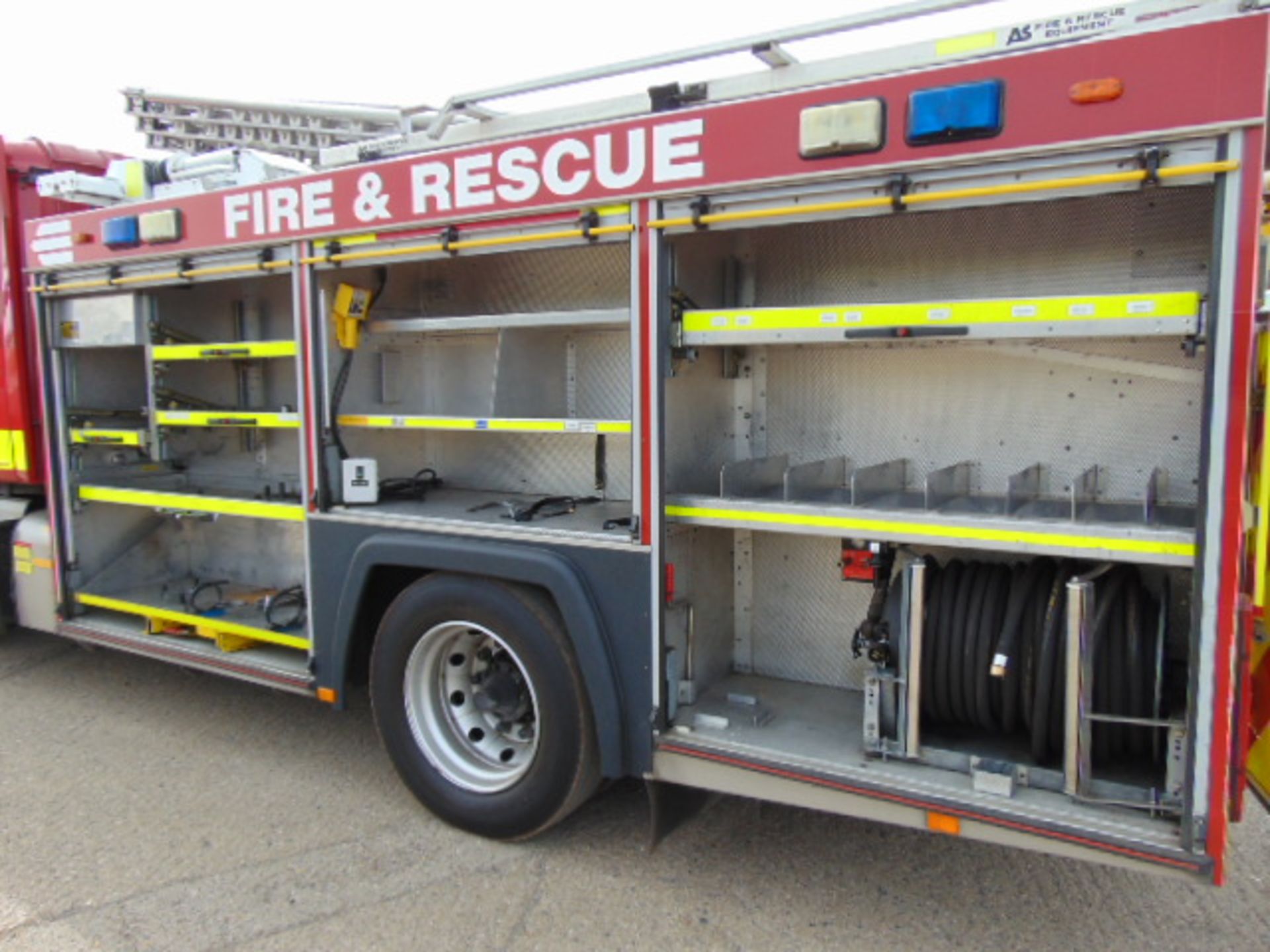 Scania 94D 260 / Emergency One Fire Engine - Image 9 of 25