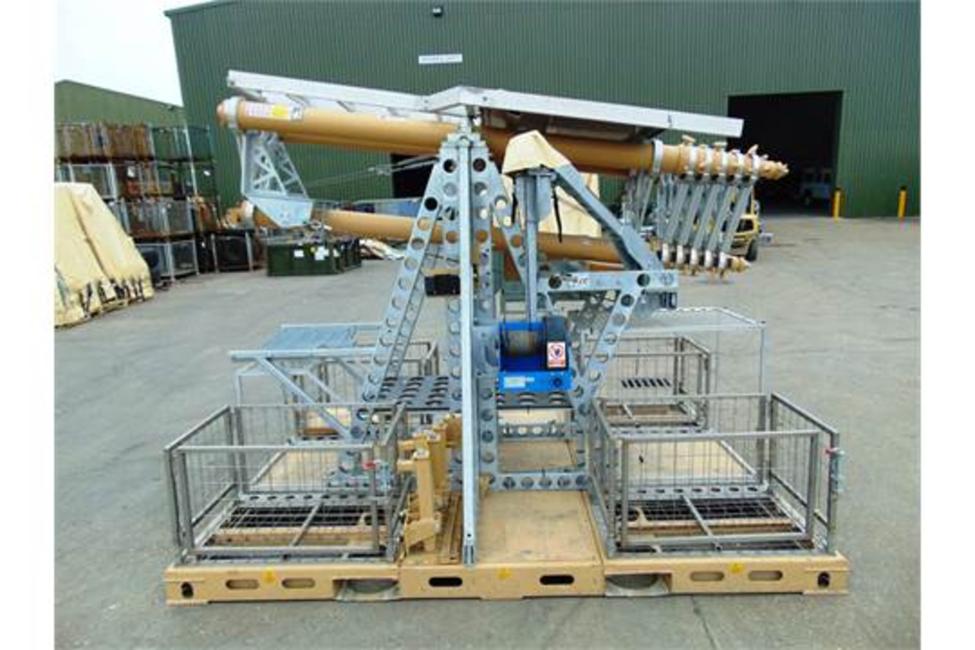 Demountable Communications Triple Mast Assy - Image 9 of 21