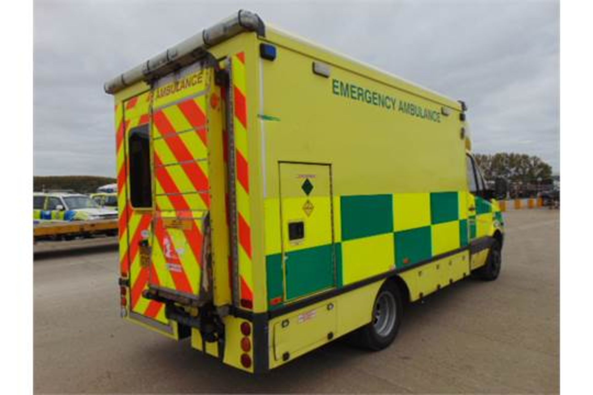 Mercedes Sprinter 515 CDI Turbo diesel ambulance - Image 6 of 20