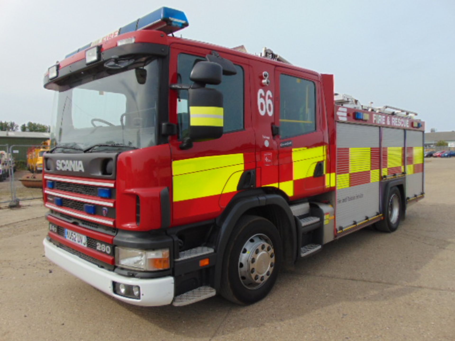 Scania 94D 260 / Emergency One Fire Engine - Image 3 of 25