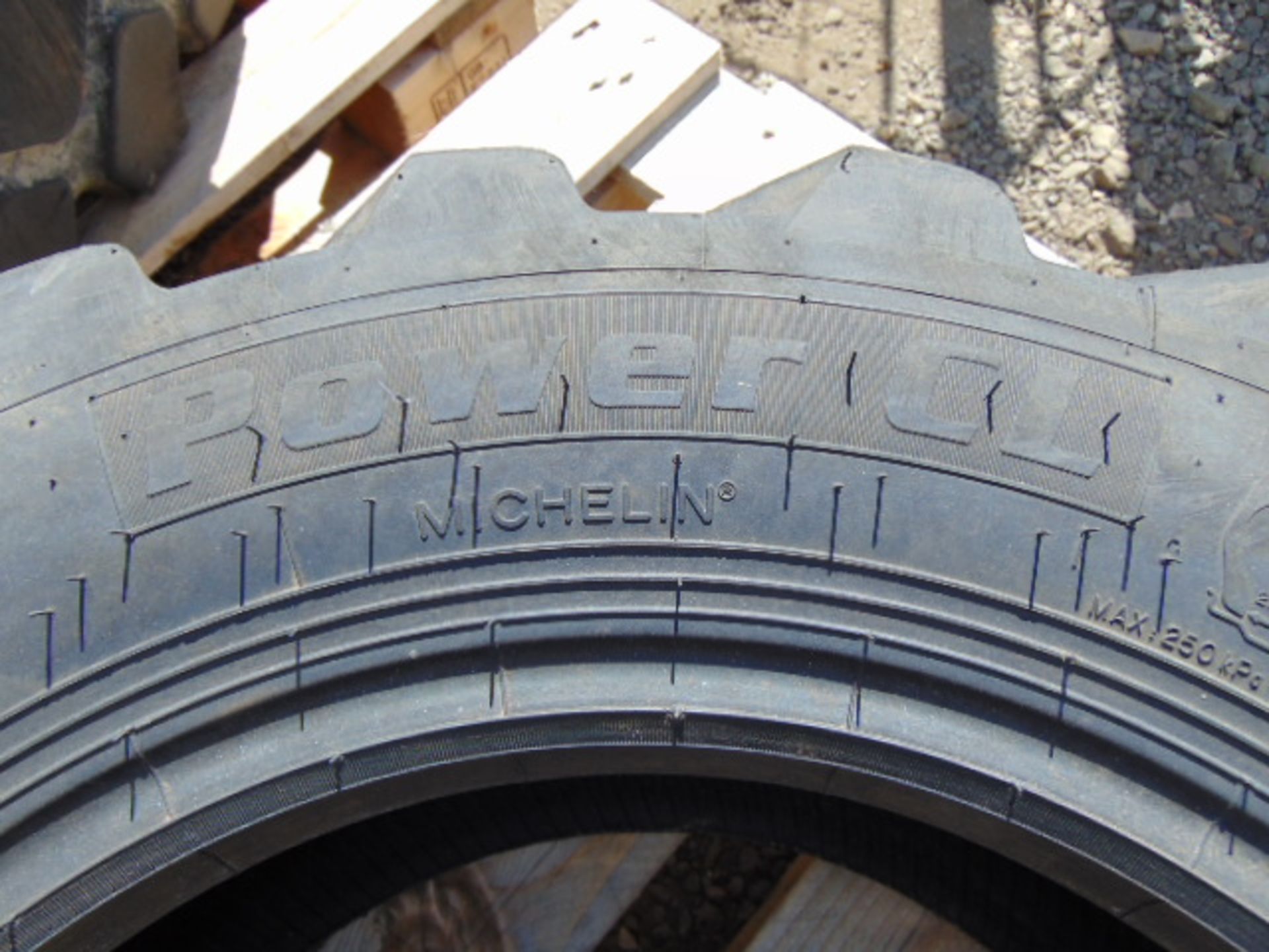 1 x Michelin Power CL 280/80-18 IND Tyre - Image 5 of 6