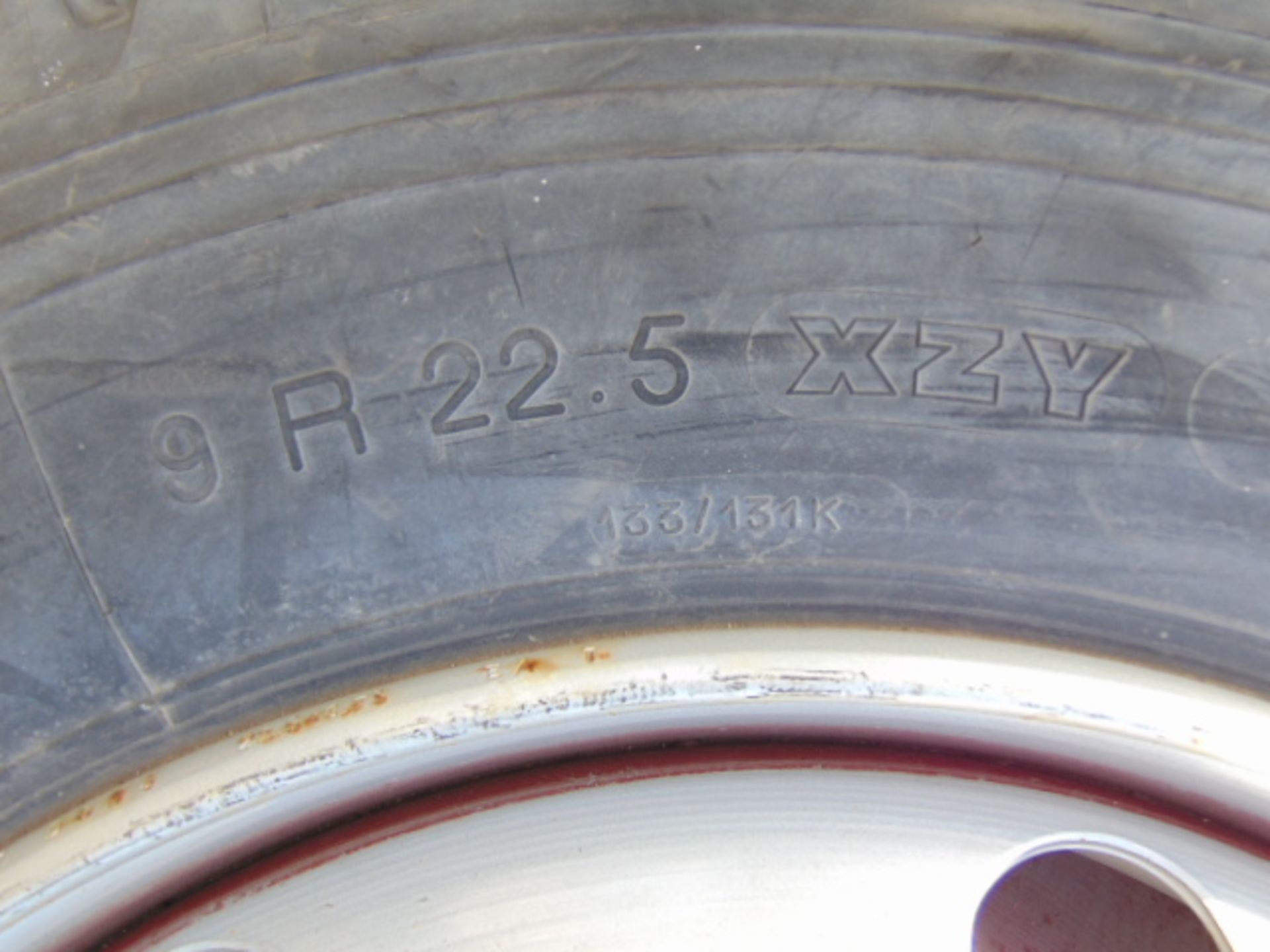 2 x Michelin 9R 22.5 XZY Tyres on 8 Stud Rims - Image 6 of 6