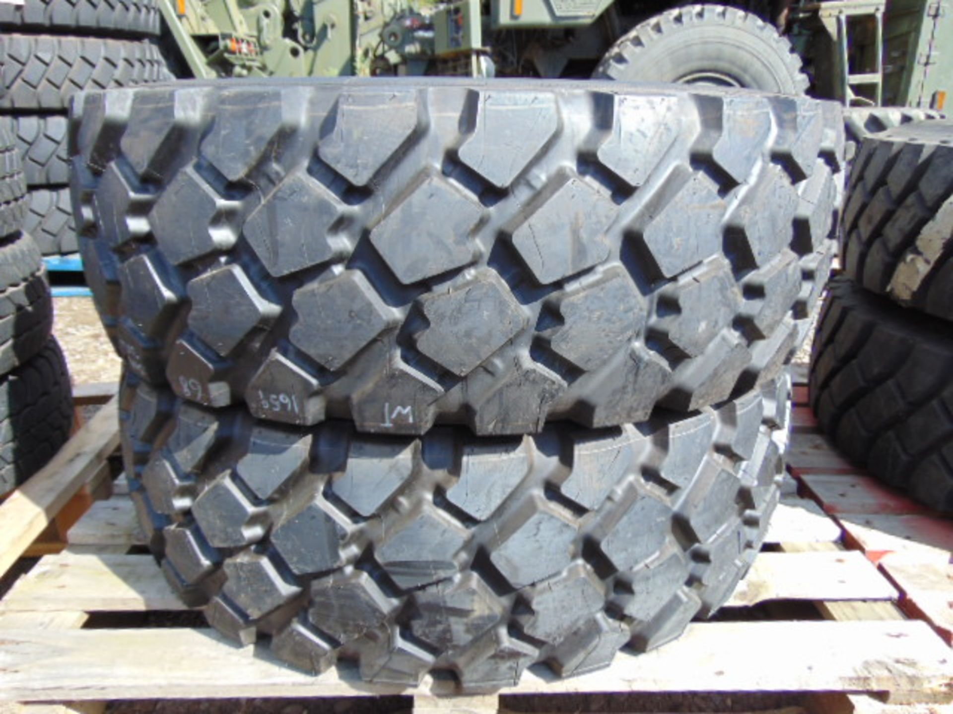 2 x Michelin 335/80 R20 XZL Tyres - Image 2 of 5