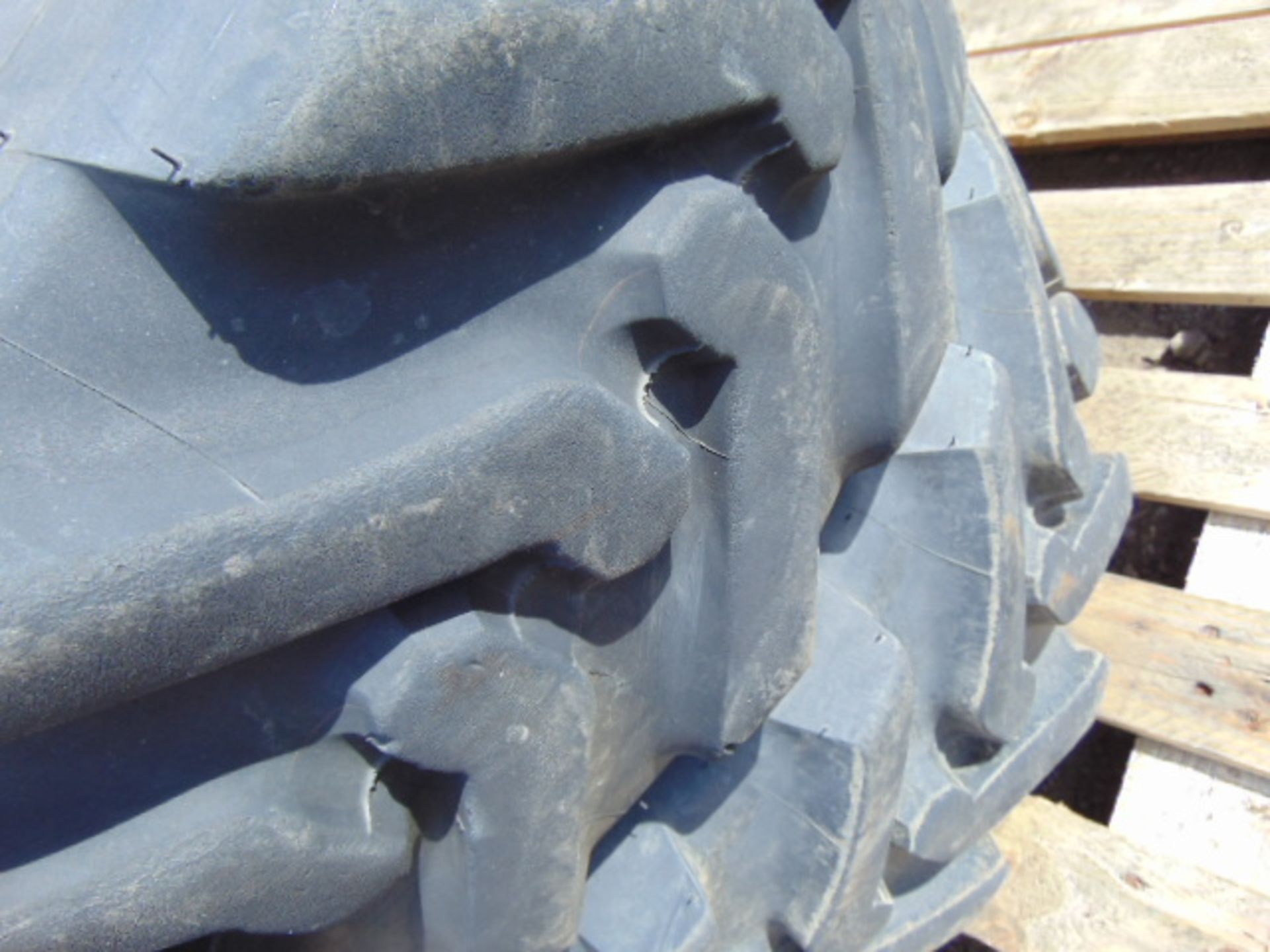 2 x Michelin Power CL 280/80-18 IND Tyres - Image 3 of 6