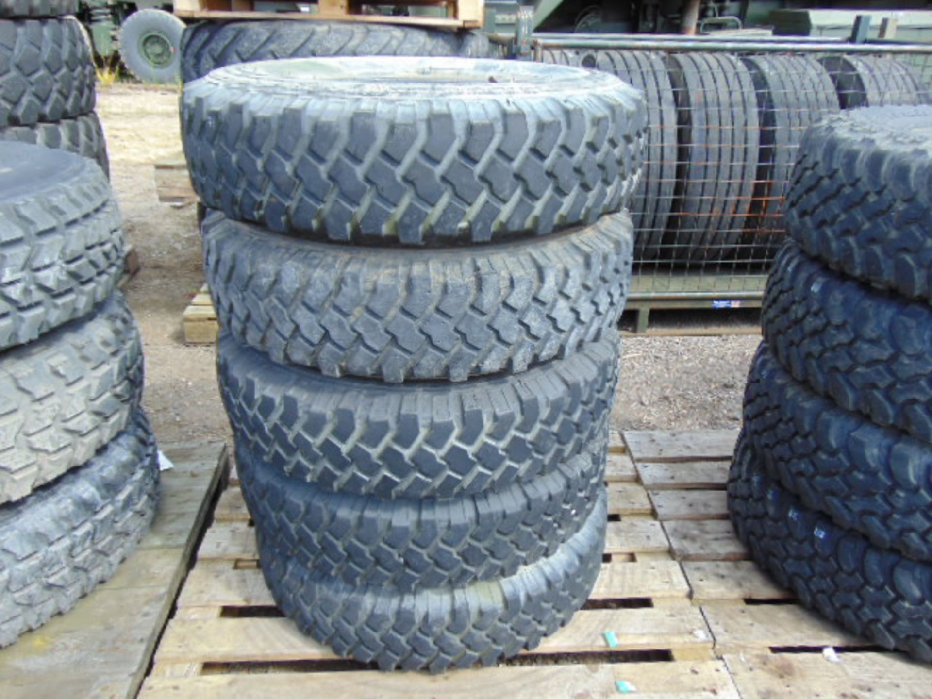 5 x Michelin 8.25 R16 Tyres