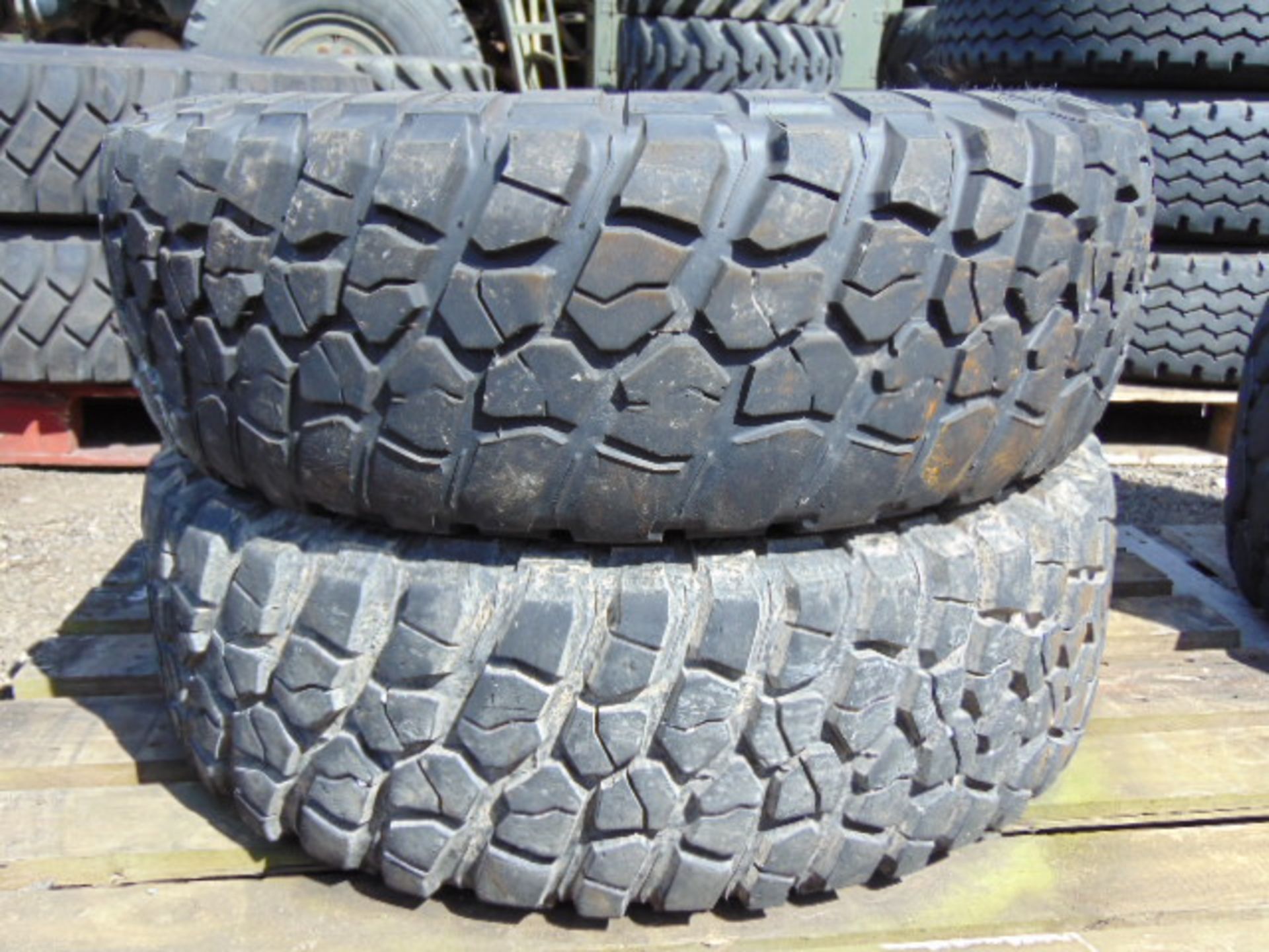 2 x BF Goodrich Mud-Terrain LT285/75 R16 Tyres - Image 2 of 8
